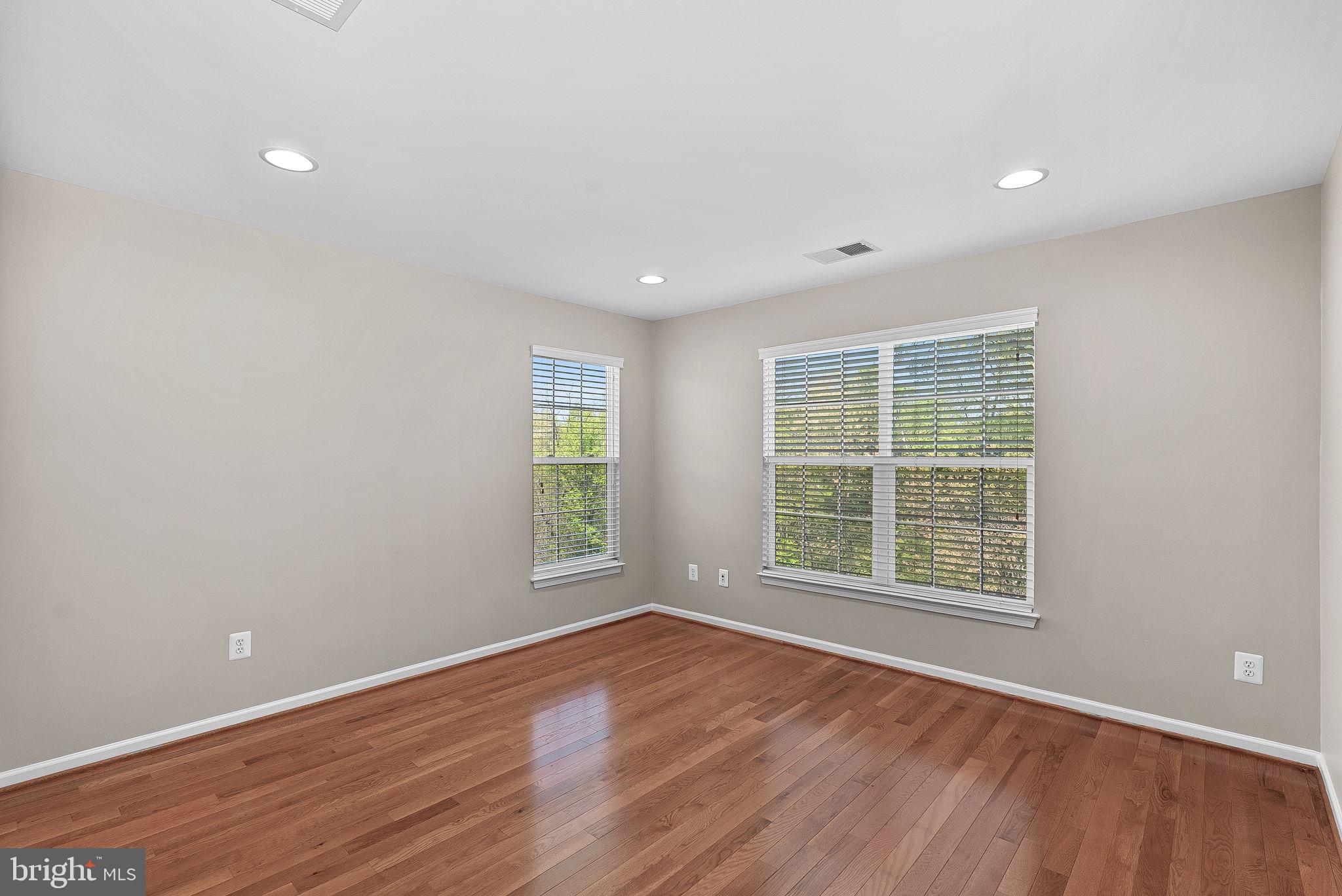 BELMONT COUNTRY CLUB - Residential