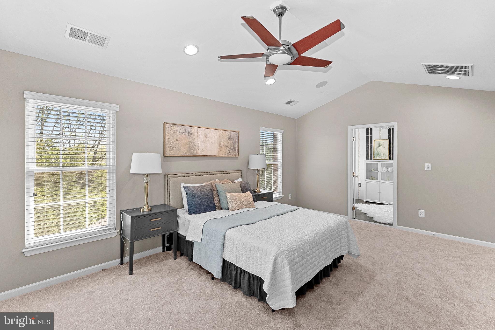 BELMONT COUNTRY CLUB - Residential