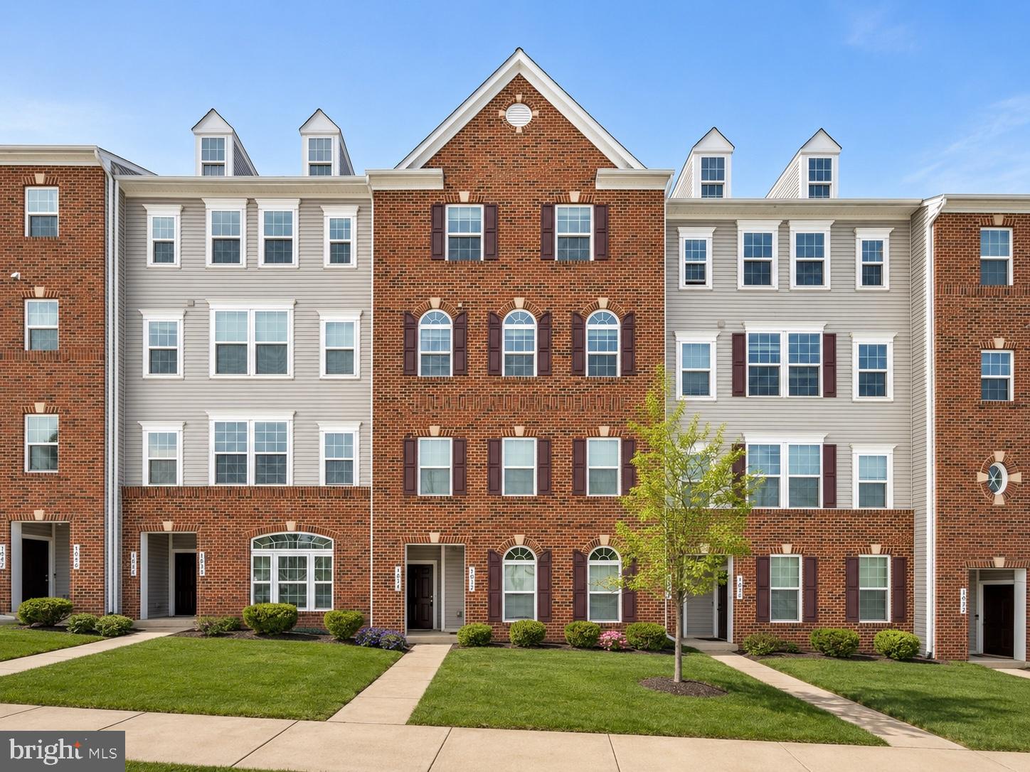 BRIARWOOD - Residential