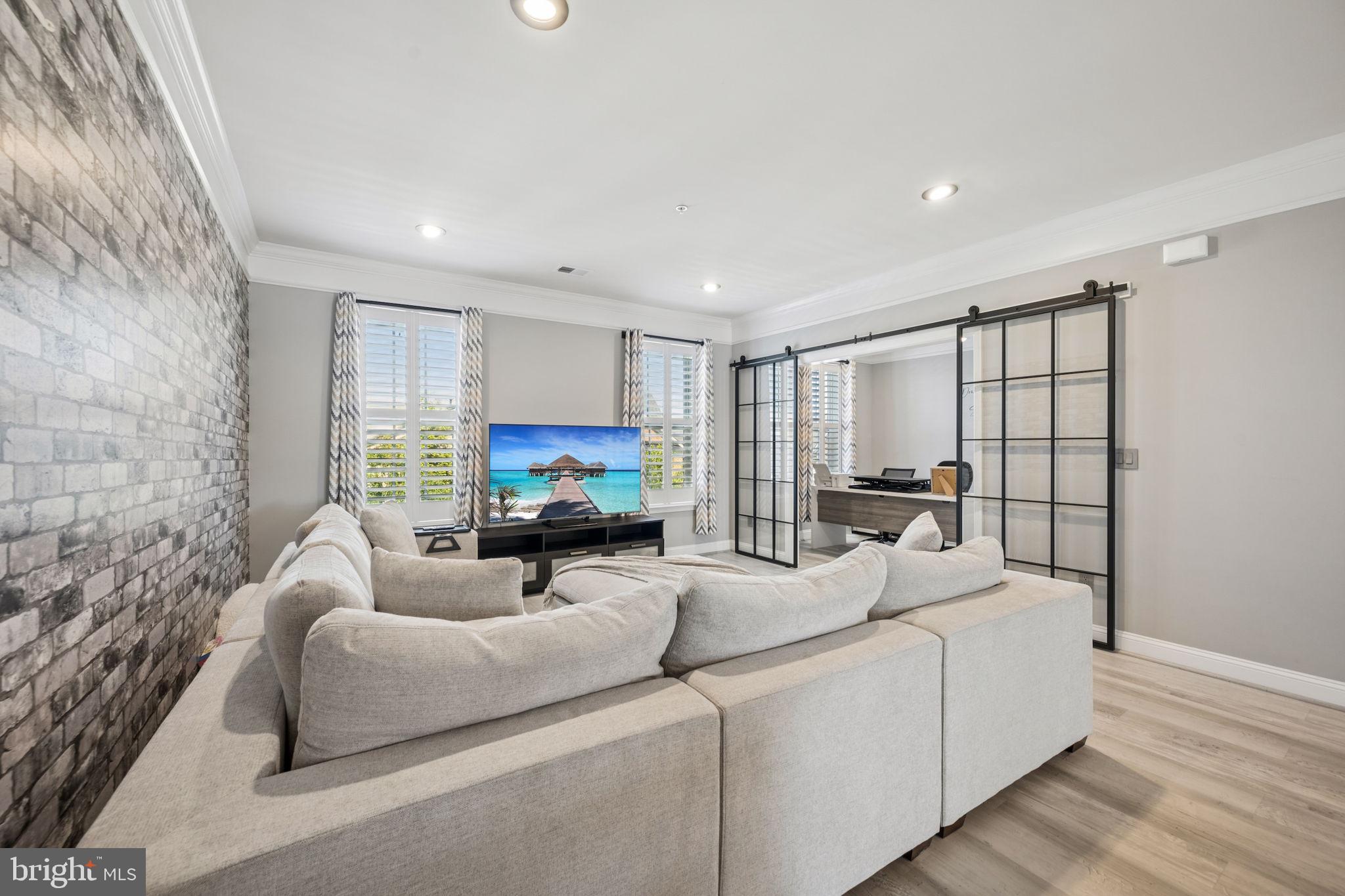 MAPLE LAWN - Residential