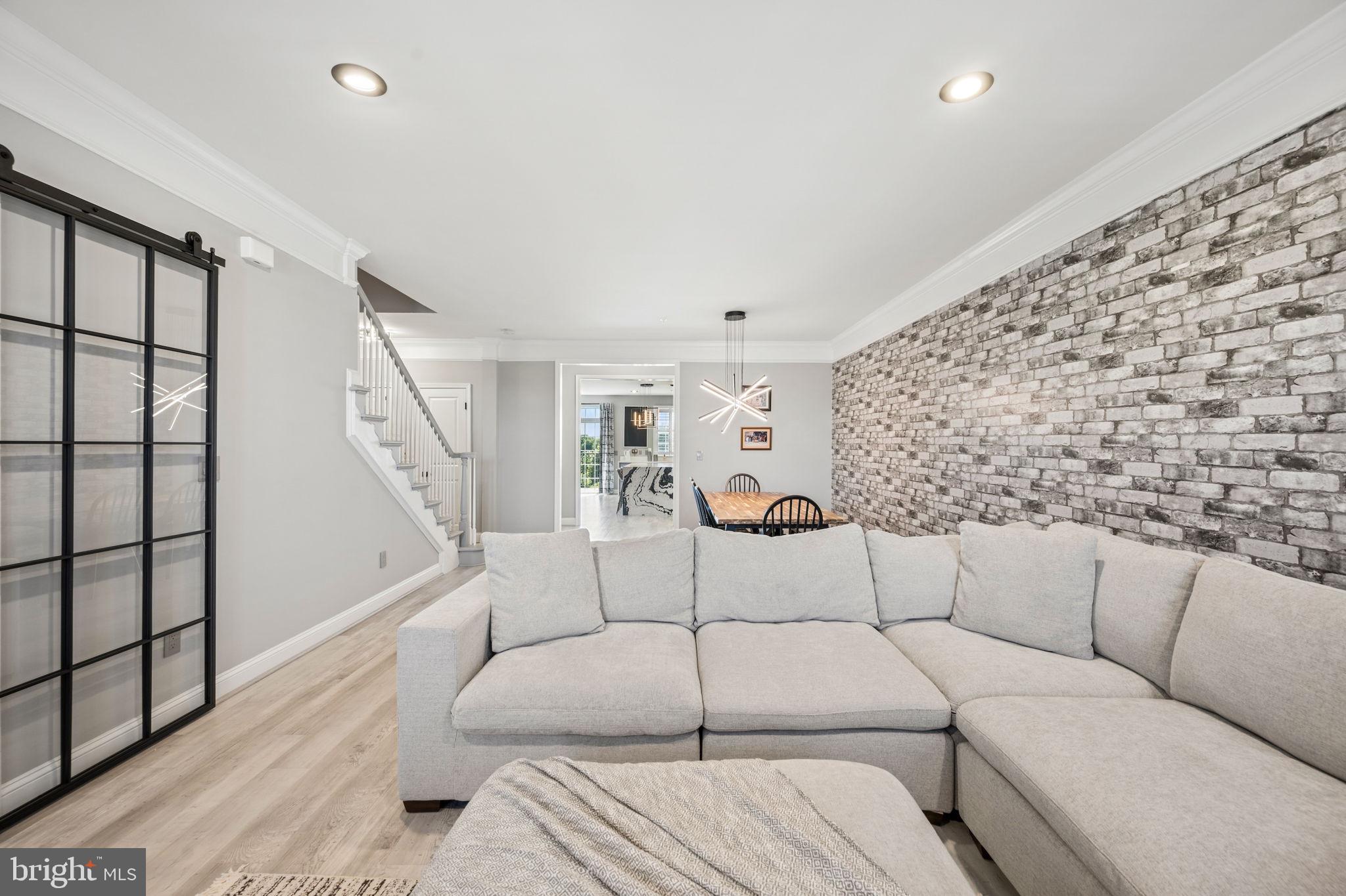 MAPLE LAWN - Residential