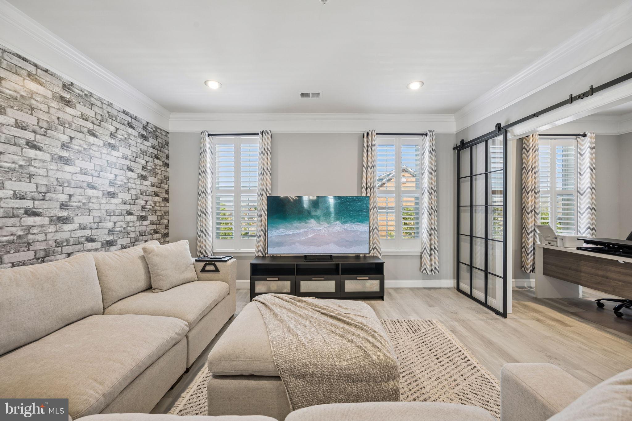 MAPLE LAWN - Residential