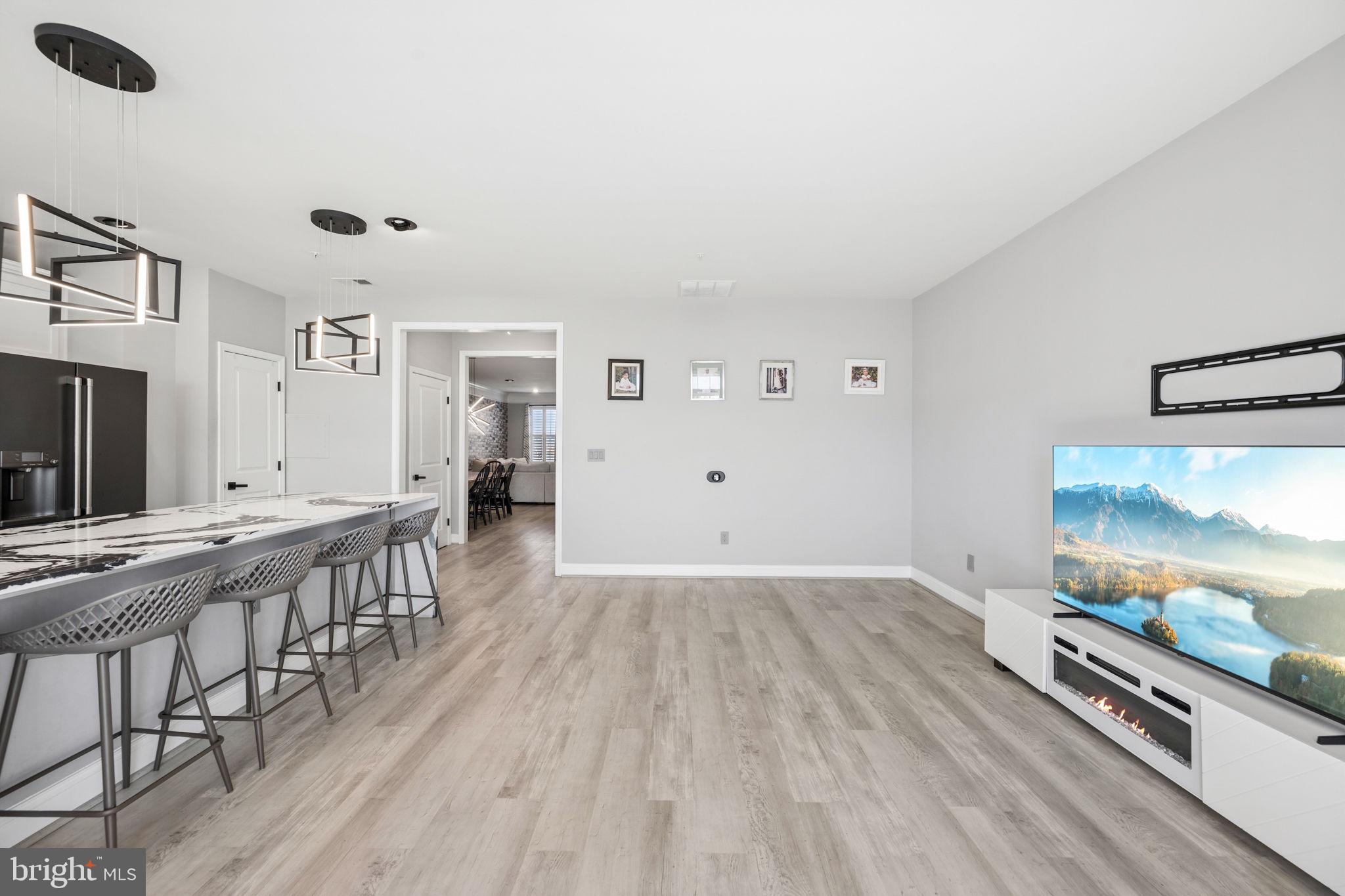 MAPLE LAWN - Residential
