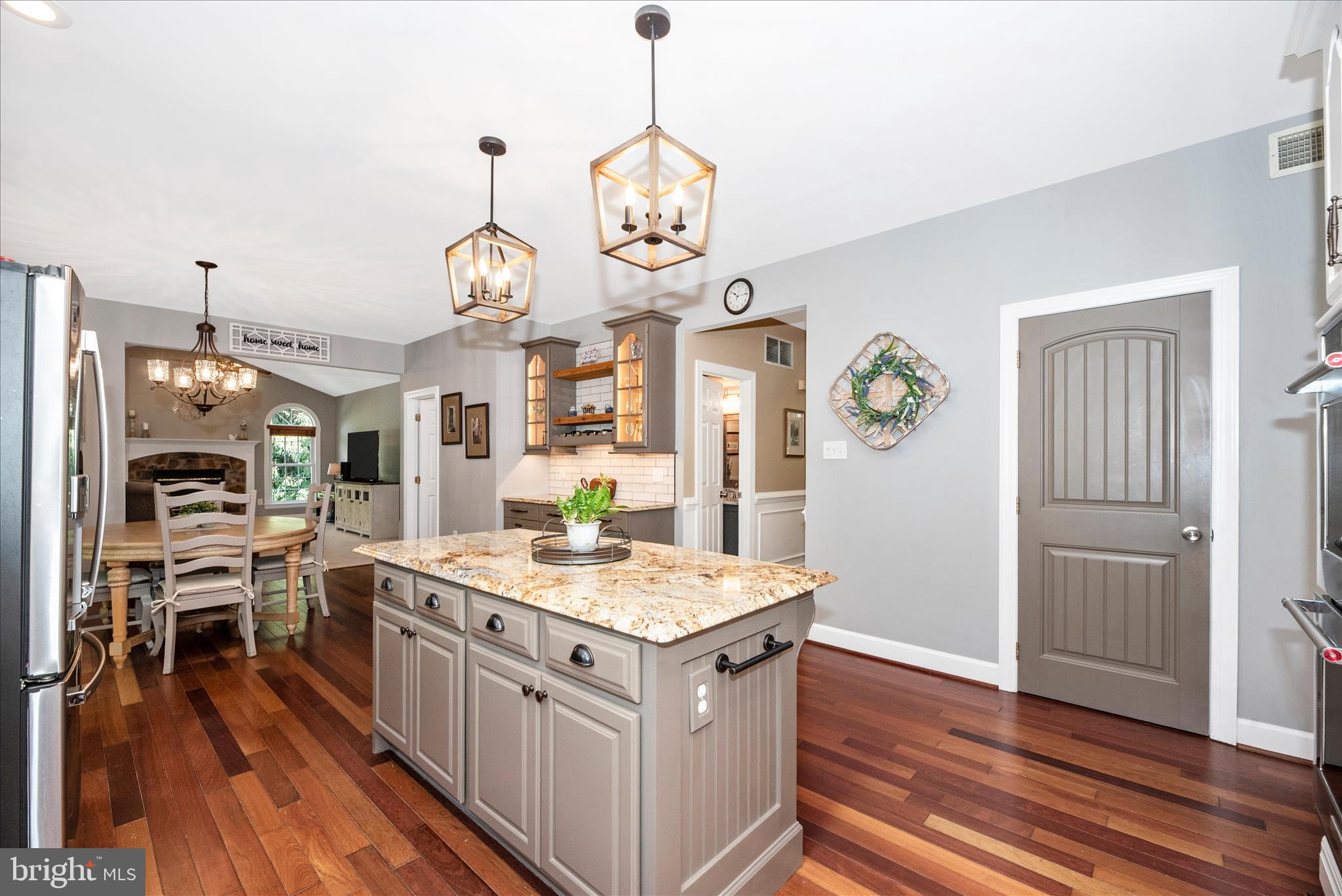 HOLBROOK HEIGHTS - Residential