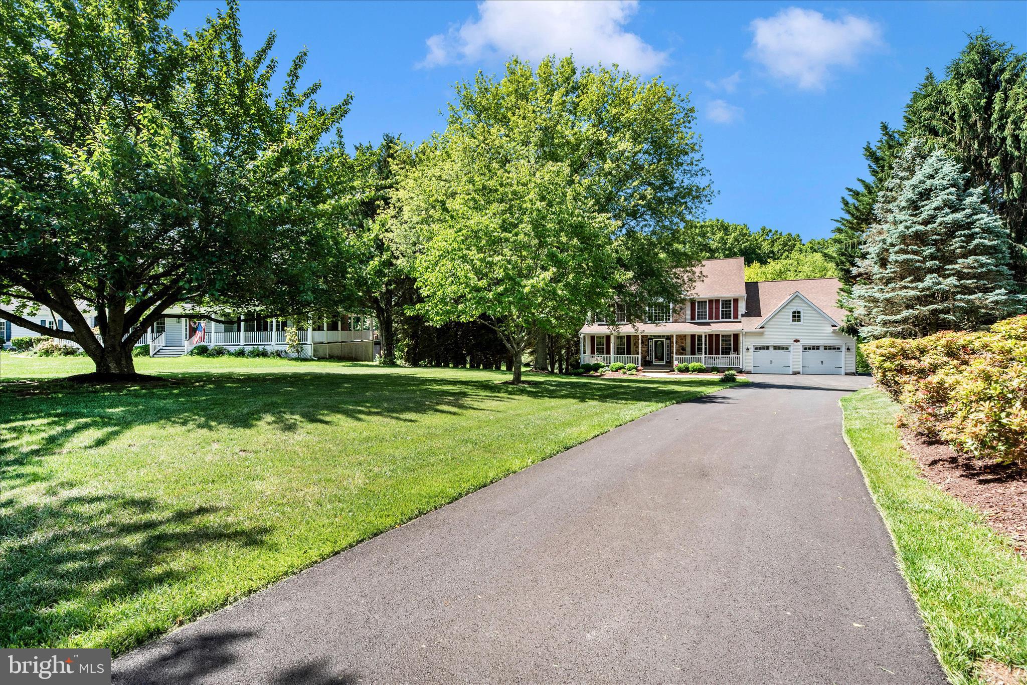 HOLBROOK HEIGHTS - Residential