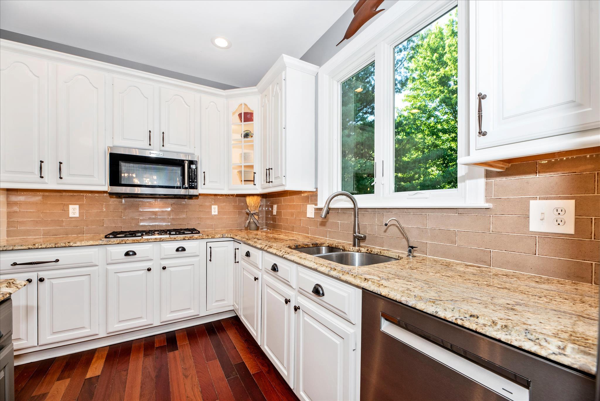 HOLBROOK HEIGHTS - Residential