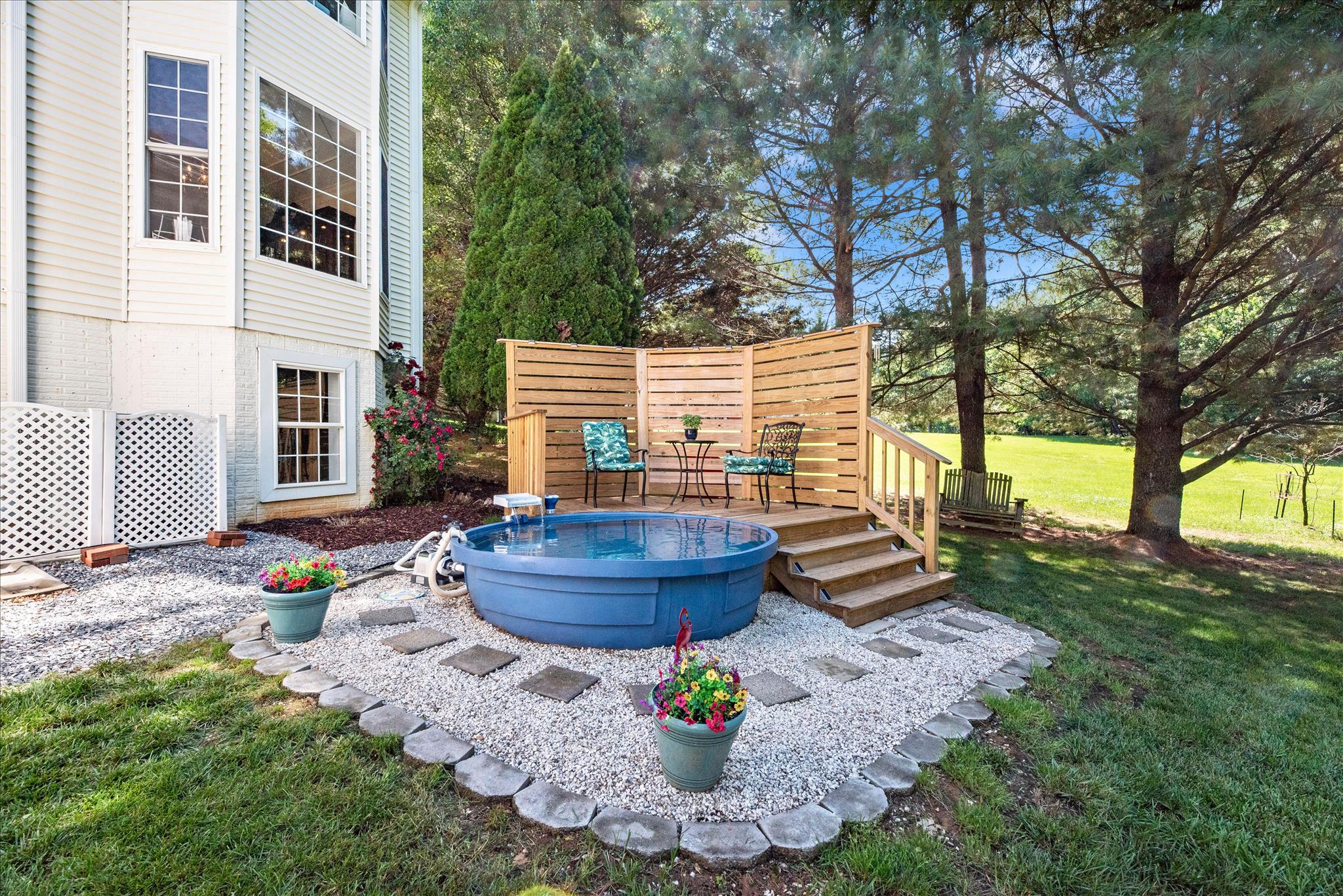 HOLBROOK HEIGHTS - Residential