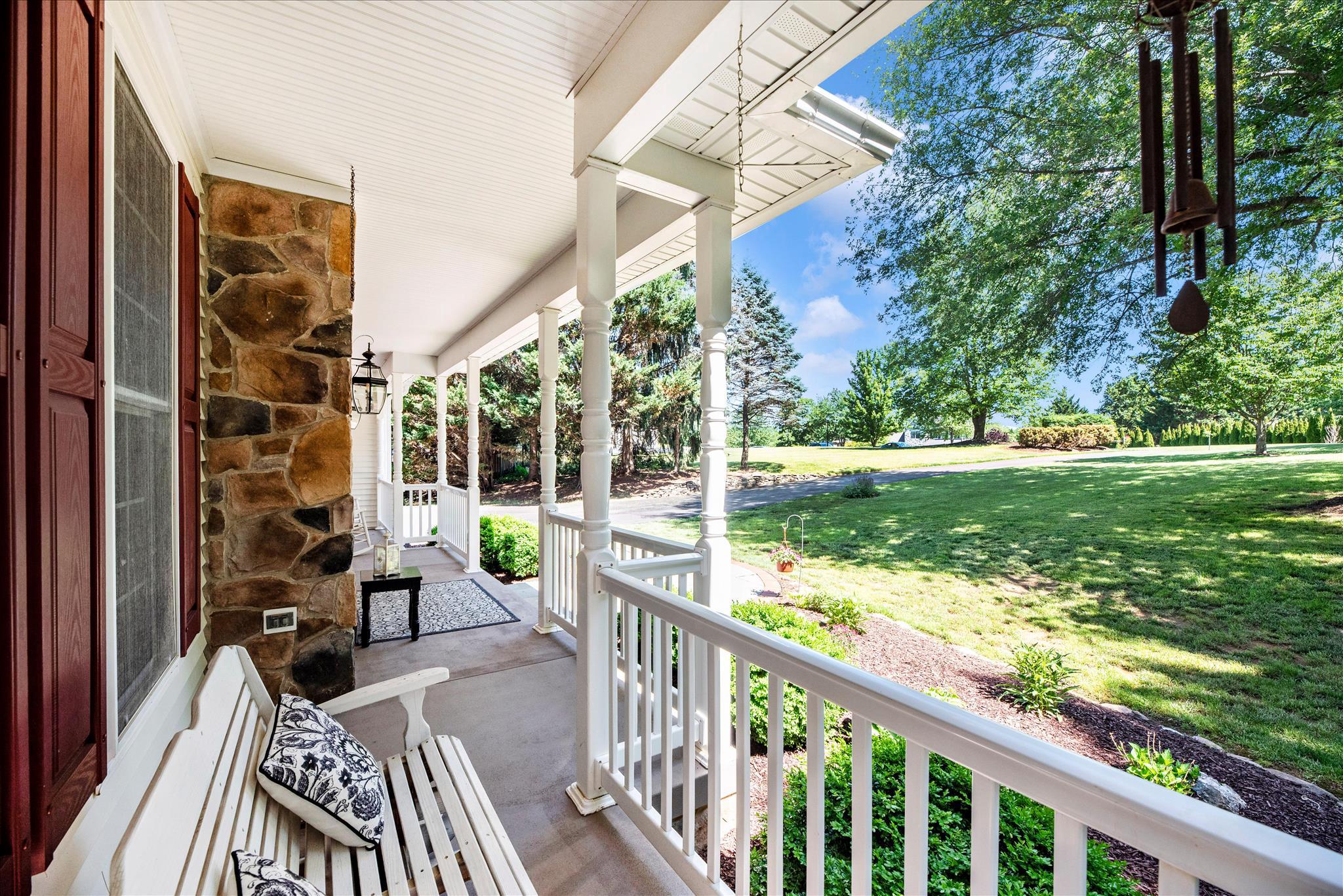 HOLBROOK HEIGHTS - Residential