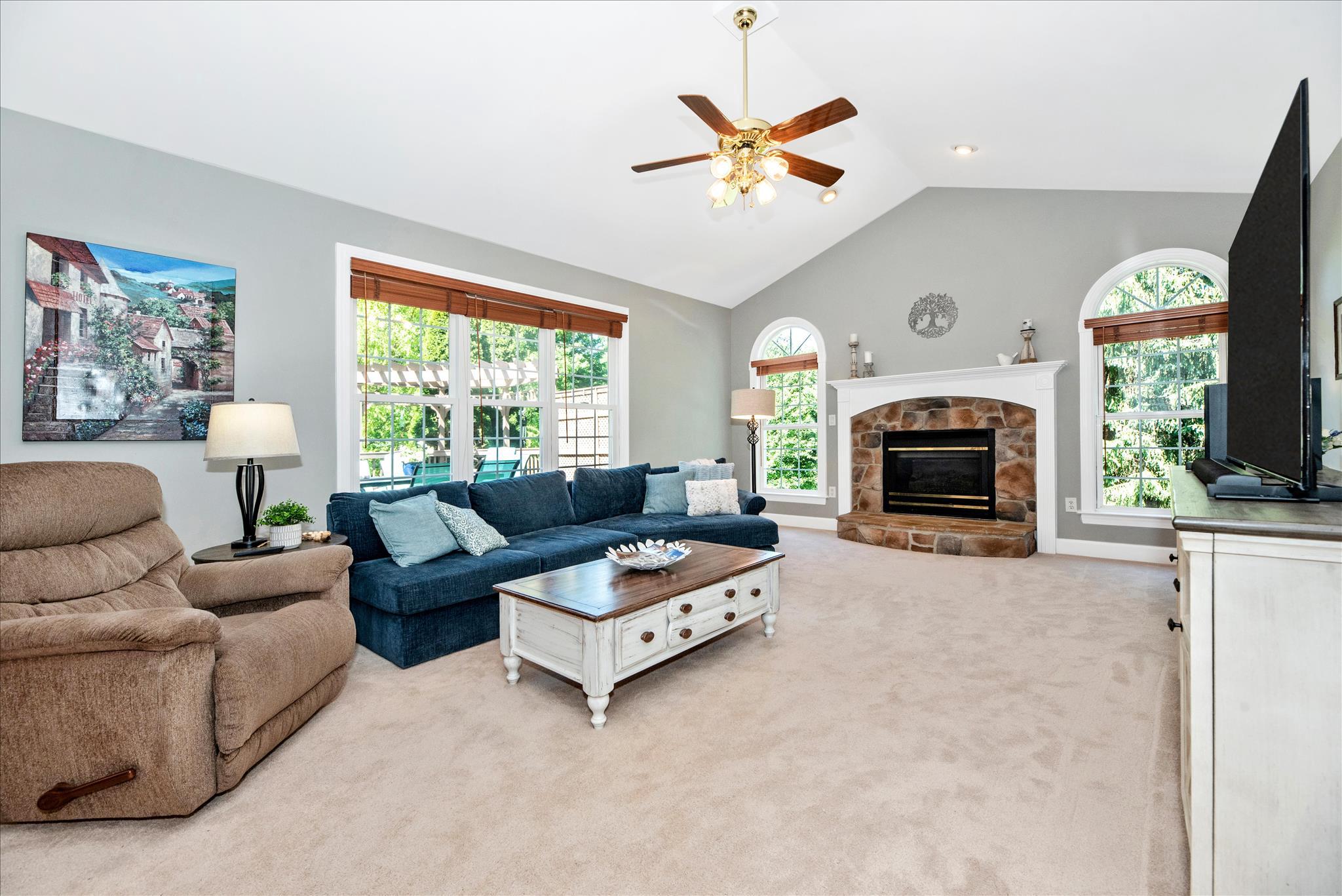 HOLBROOK HEIGHTS - Residential