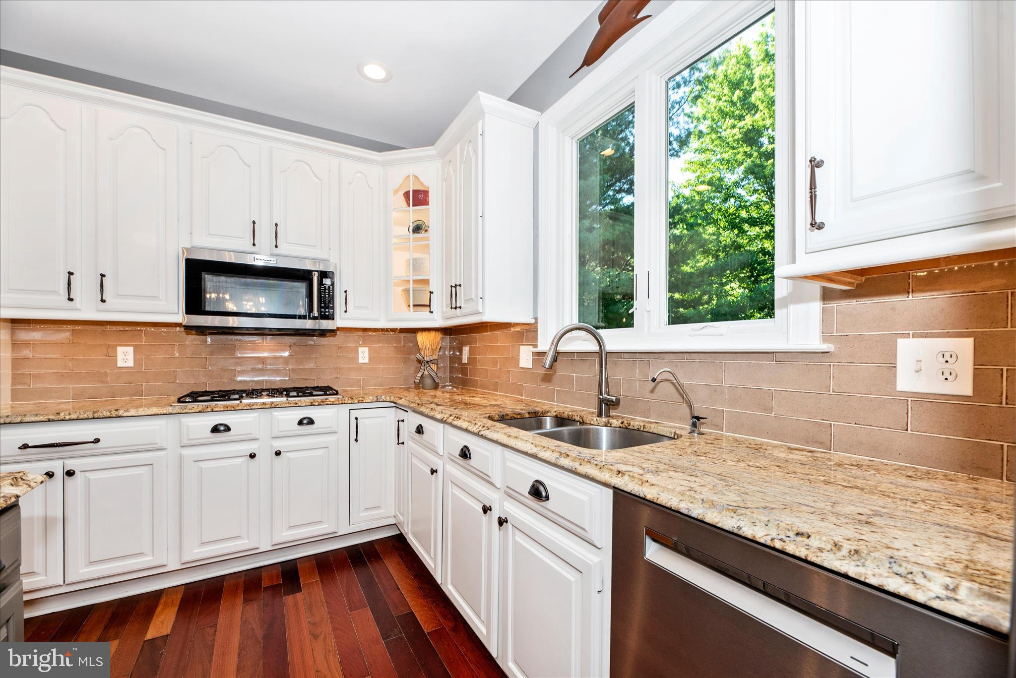 HOLBROOK HEIGHTS - Residential