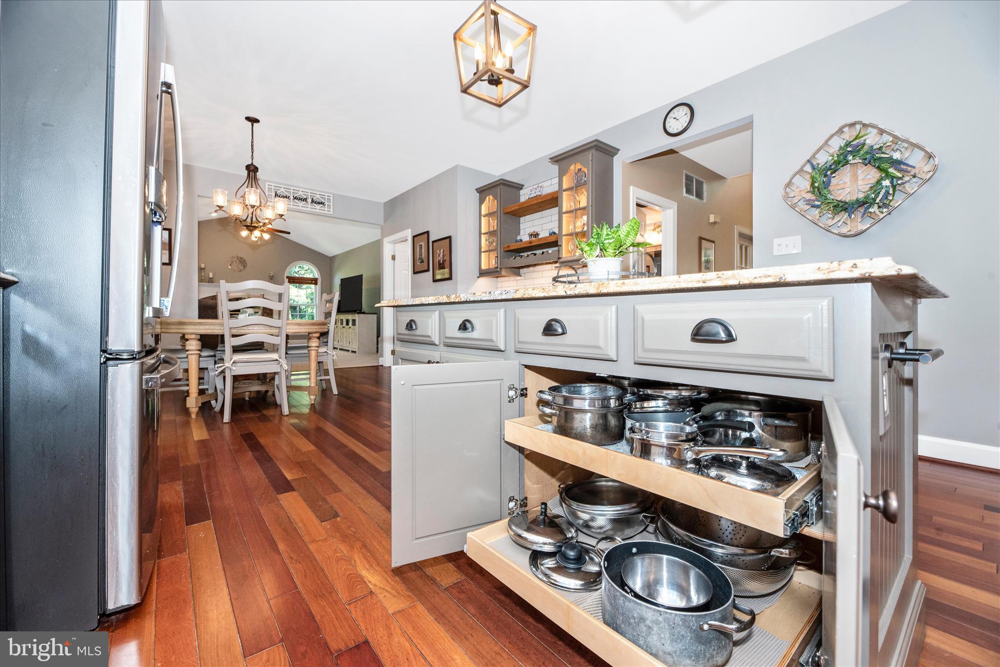 HOLBROOK HEIGHTS - Residential