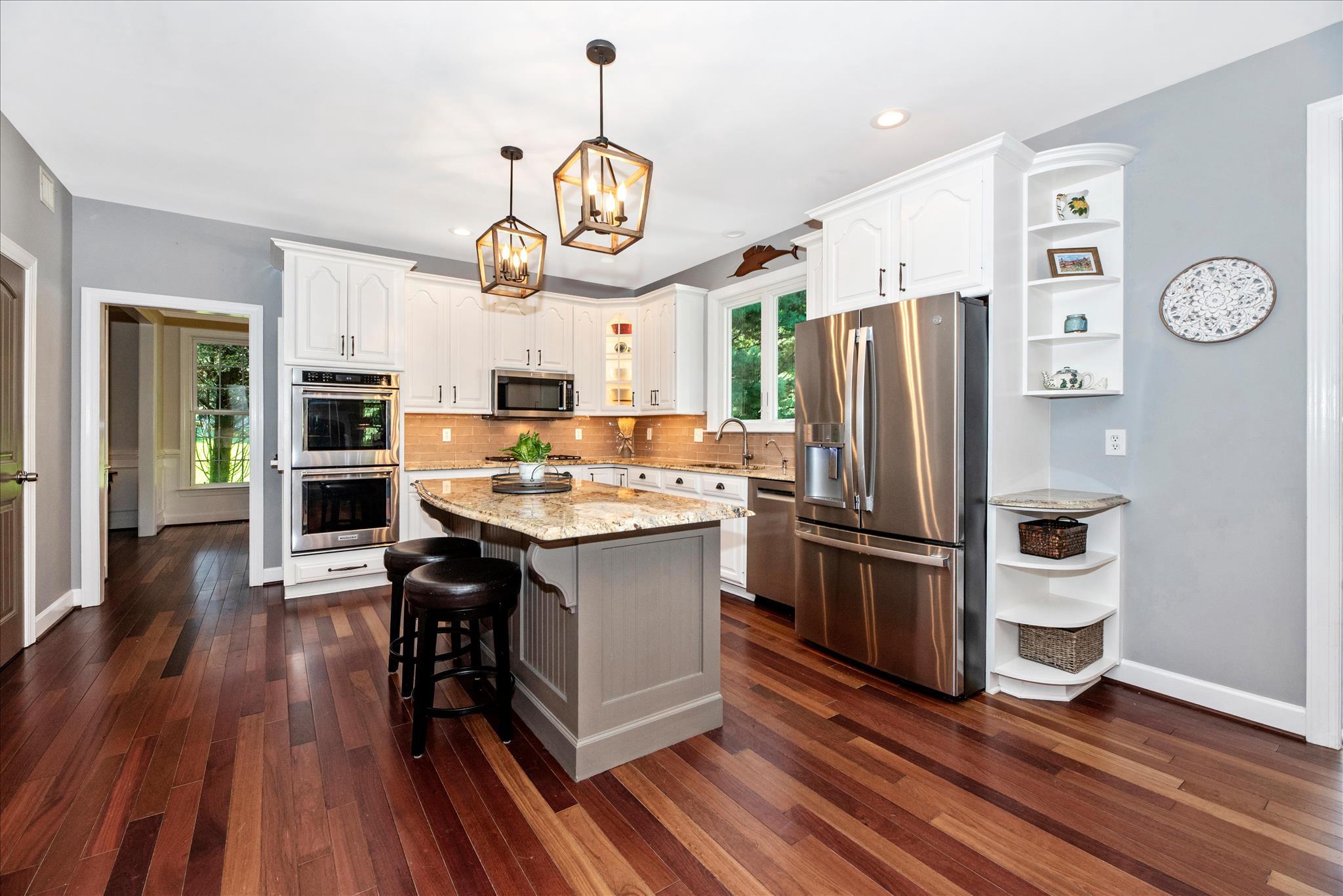 HOLBROOK HEIGHTS - Residential
