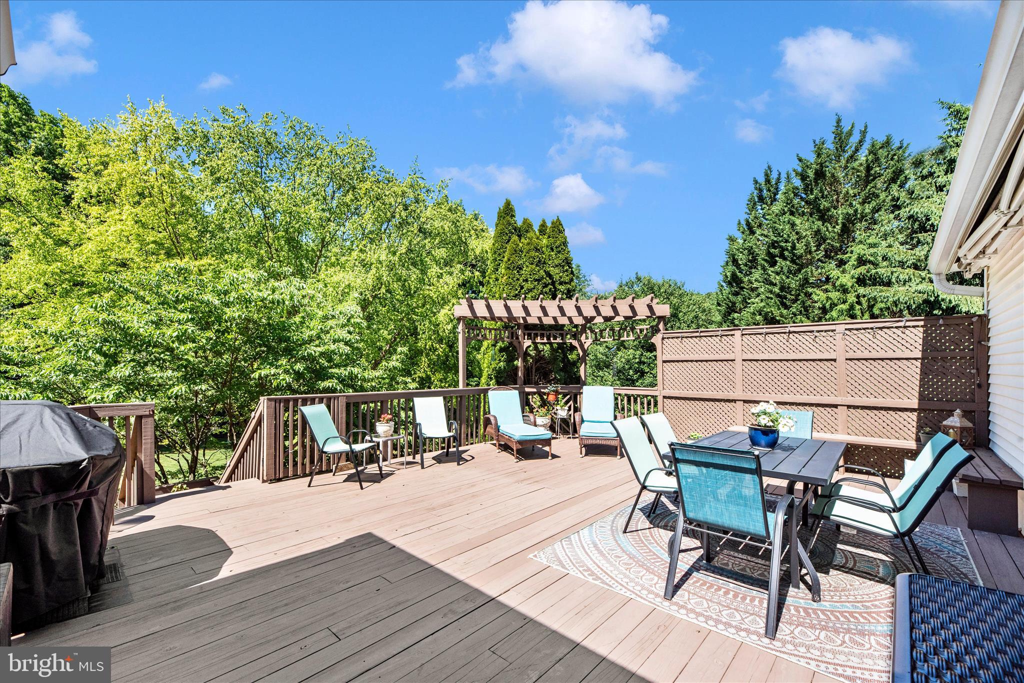 HOLBROOK HEIGHTS - Residential