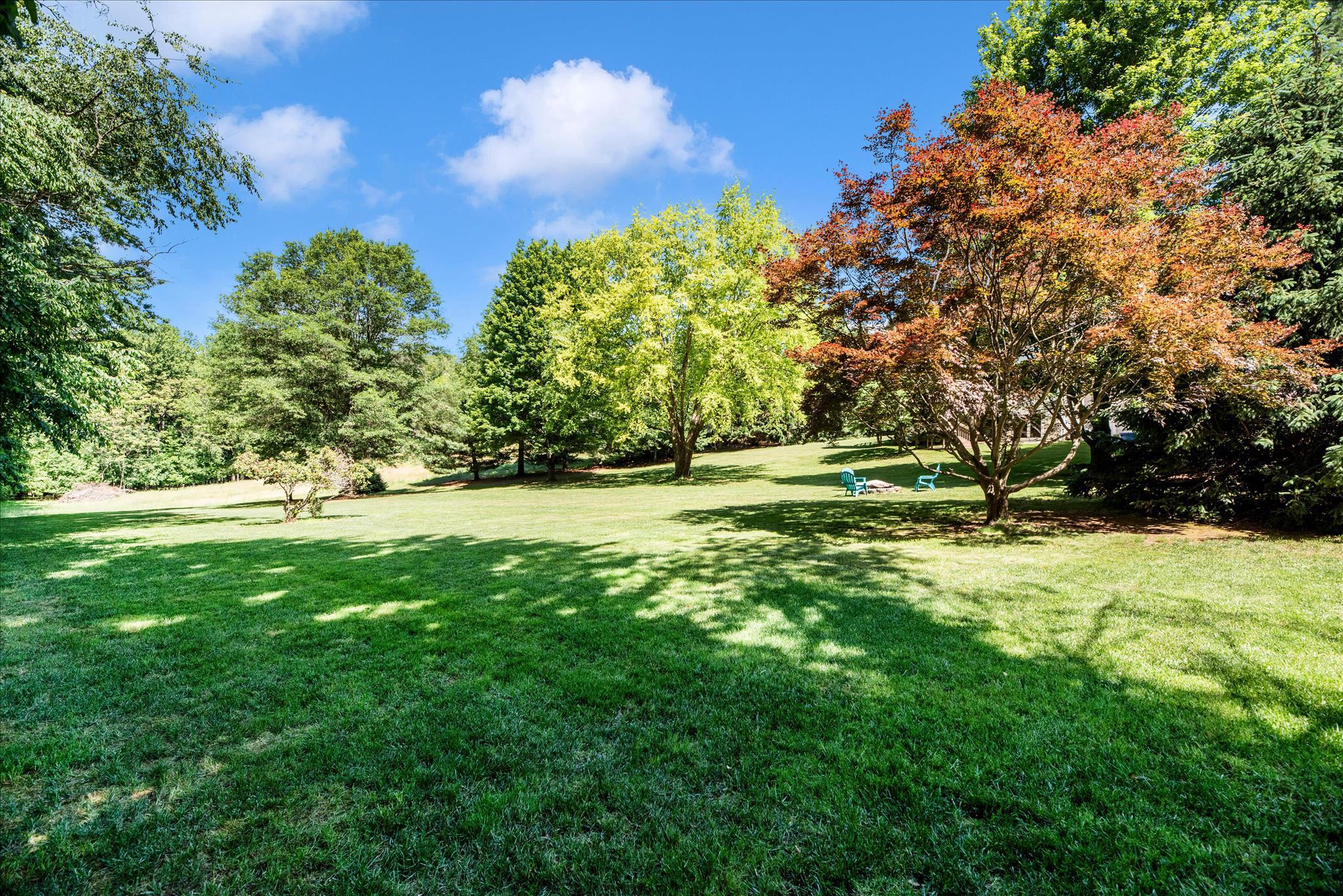 HOLBROOK HEIGHTS - Residential