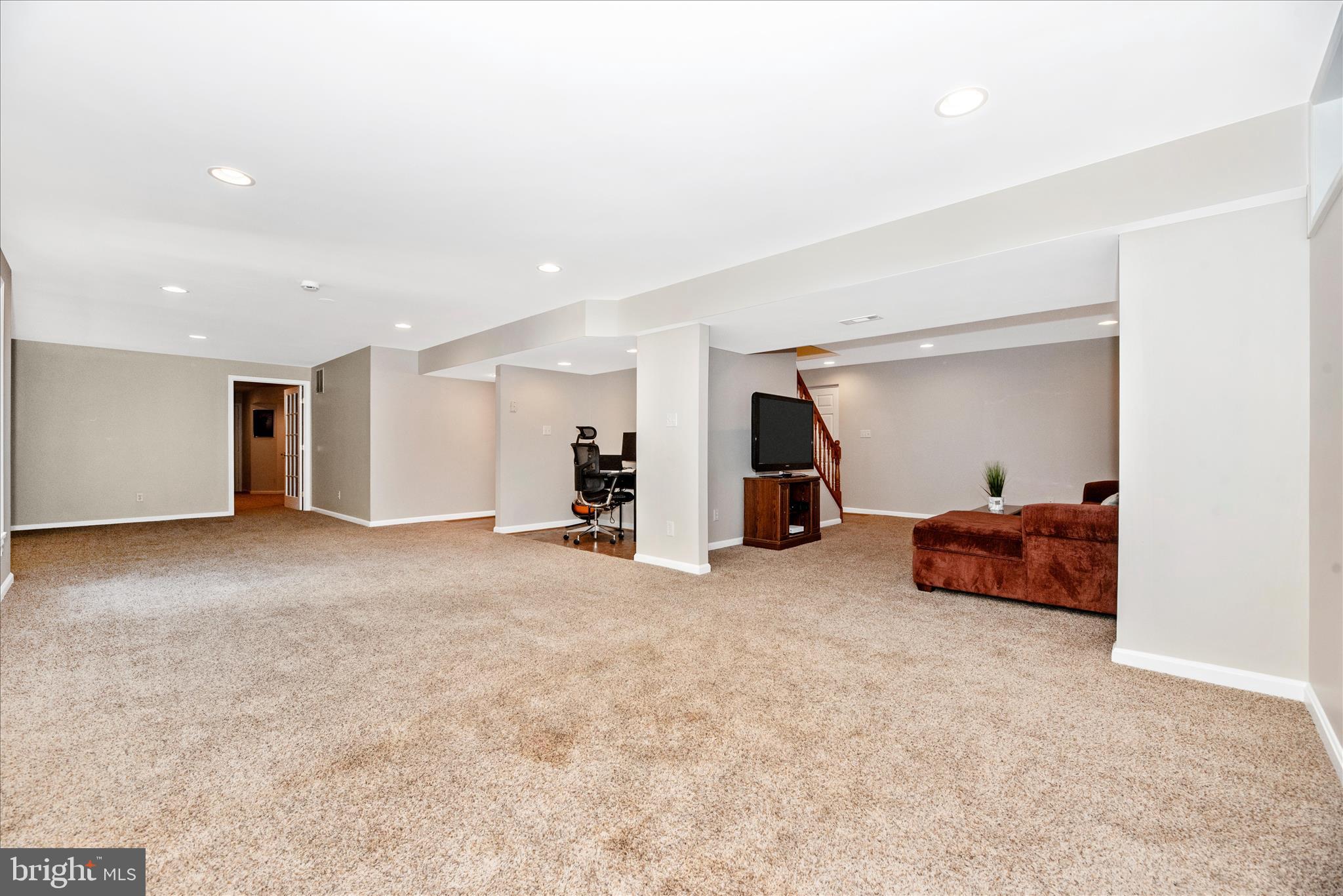HOLBROOK HEIGHTS - Residential