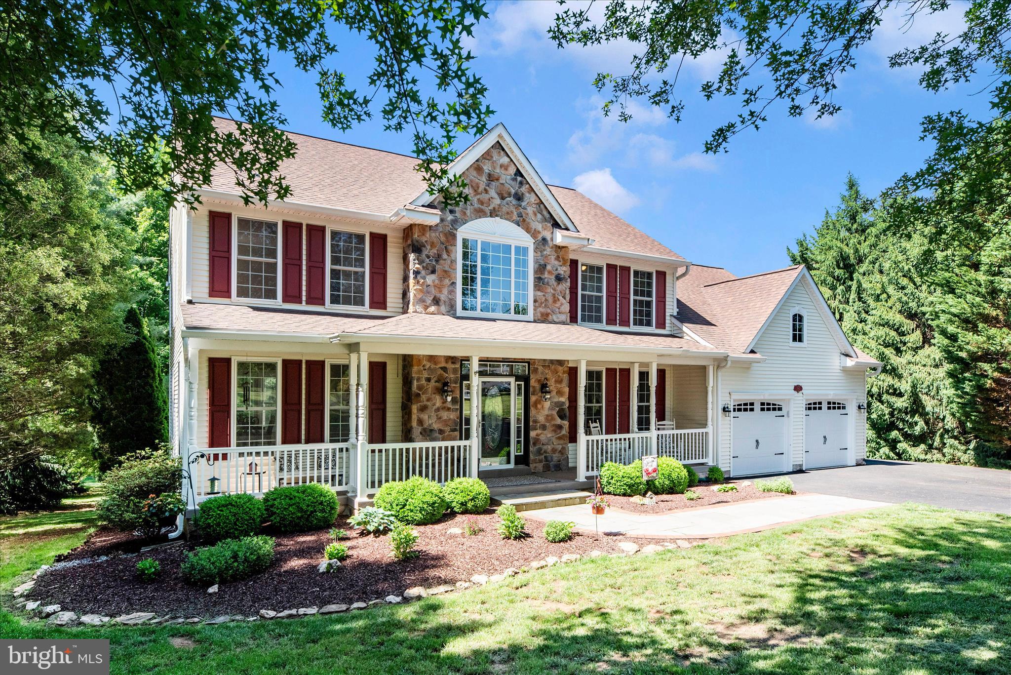 HOLBROOK HEIGHTS - Residential