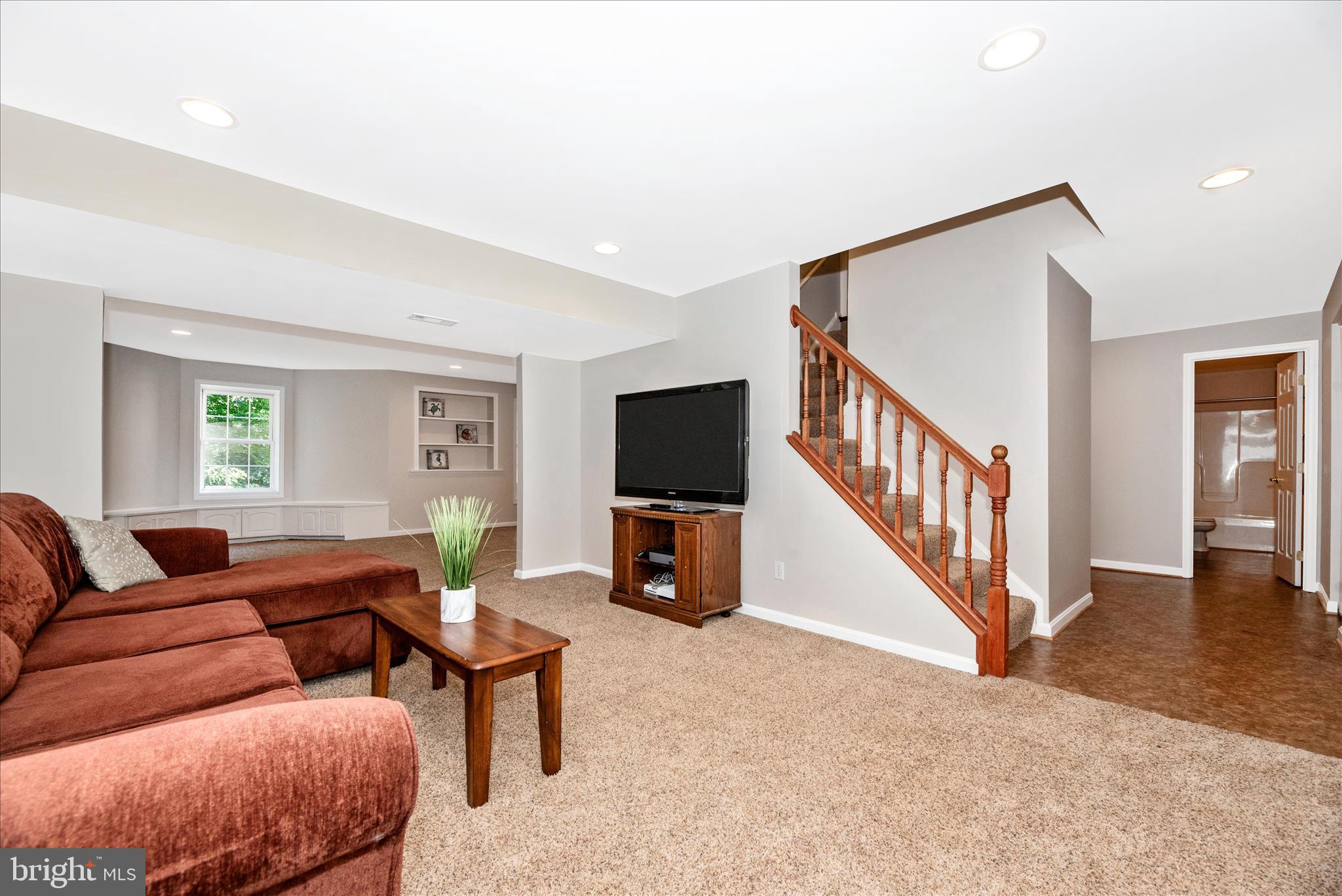 HOLBROOK HEIGHTS - Residential
