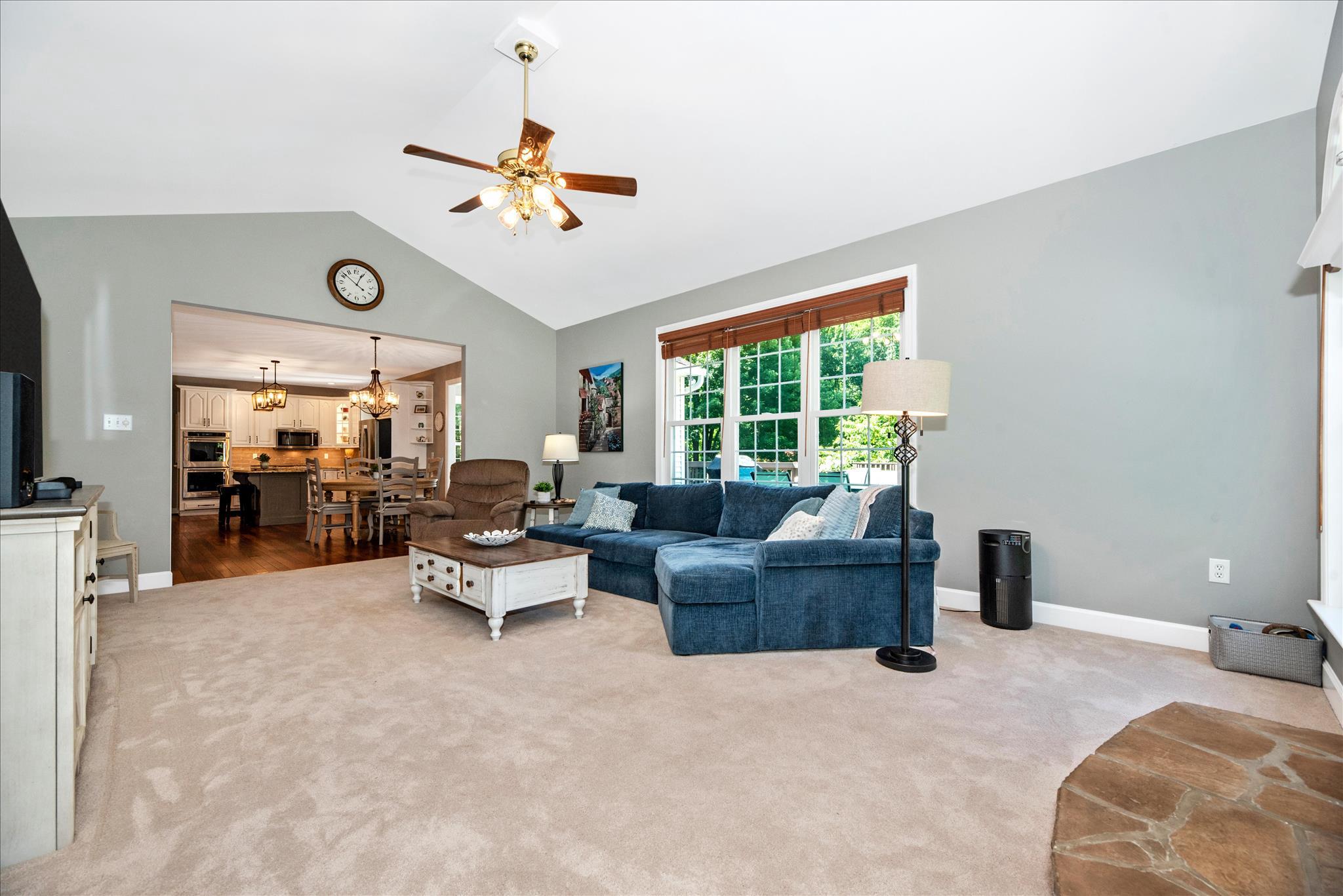 HOLBROOK HEIGHTS - Residential
