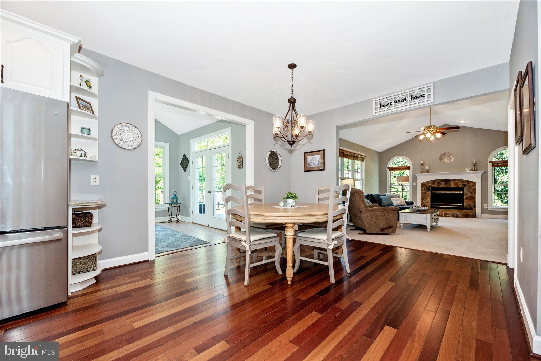HOLBROOK HEIGHTS - Residential