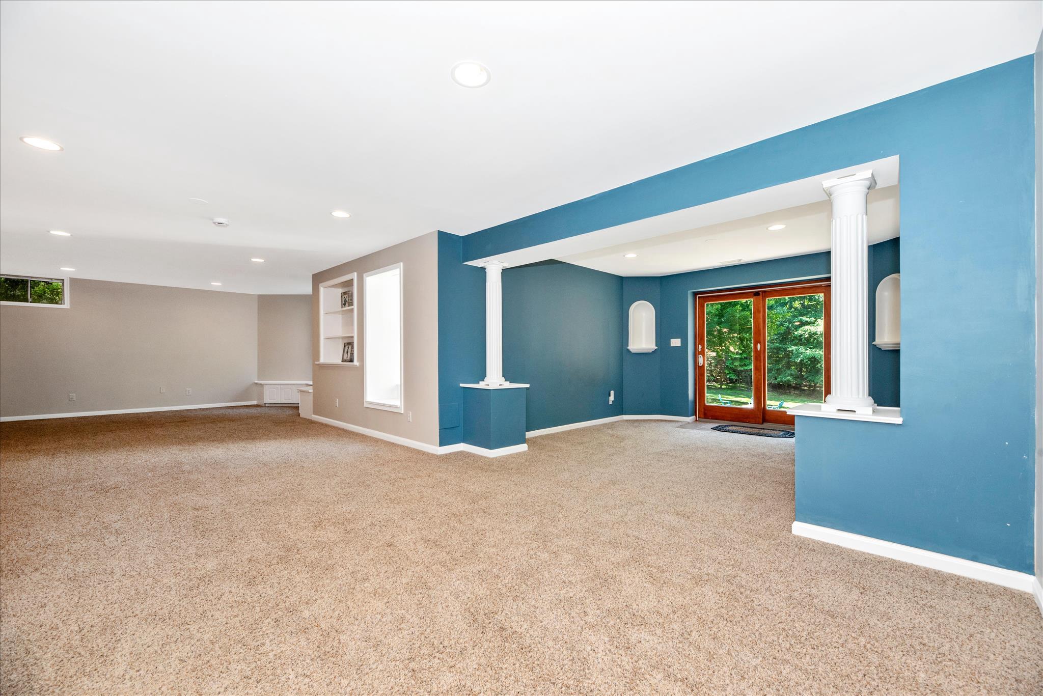 HOLBROOK HEIGHTS - Residential