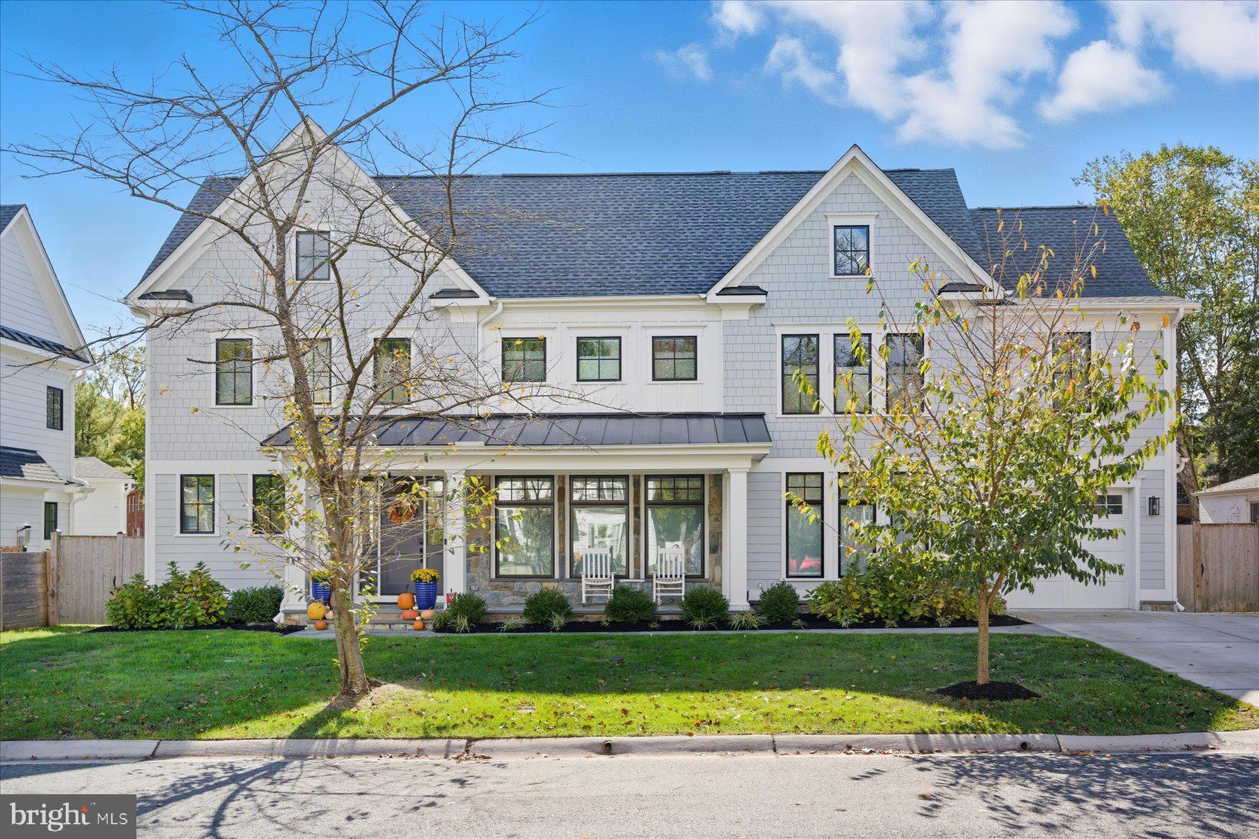 BRADLEY HILLS - Residential