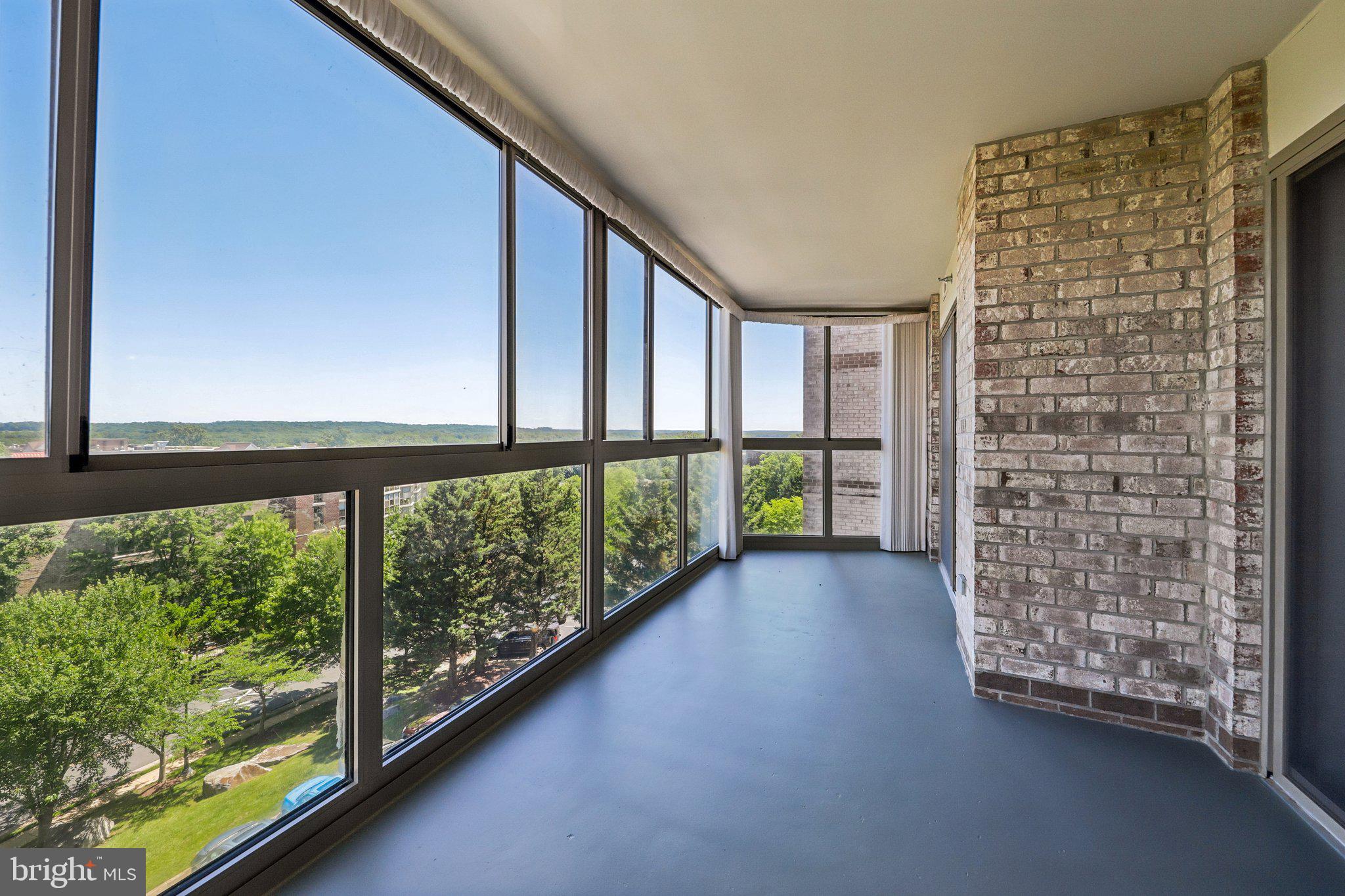 LEISURE WORLD - Residential