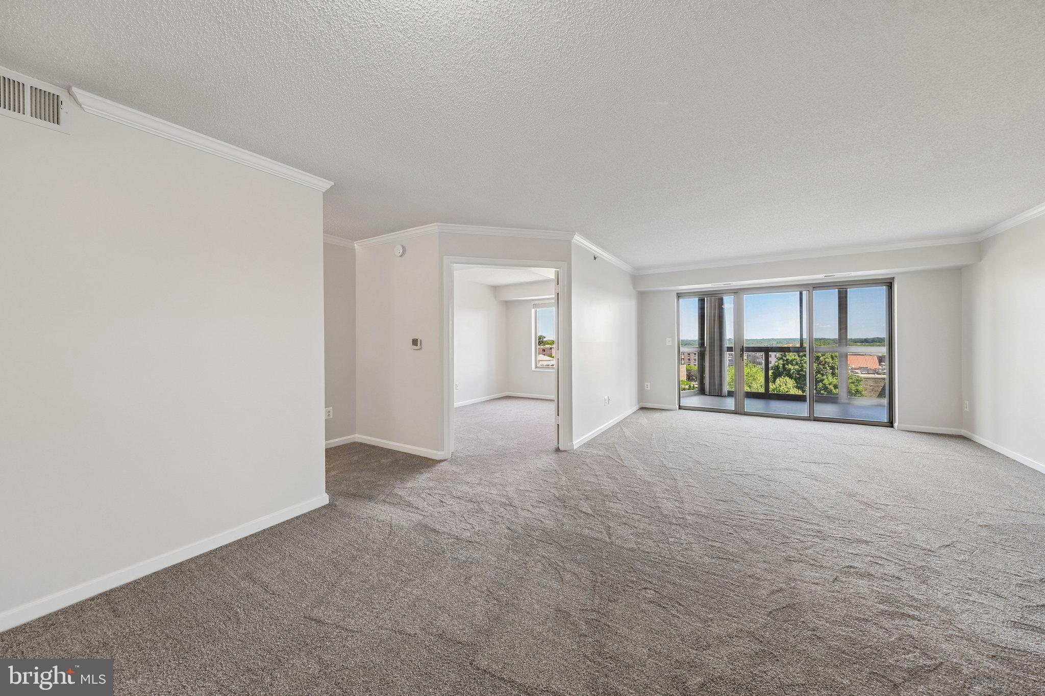LEISURE WORLD - Residential