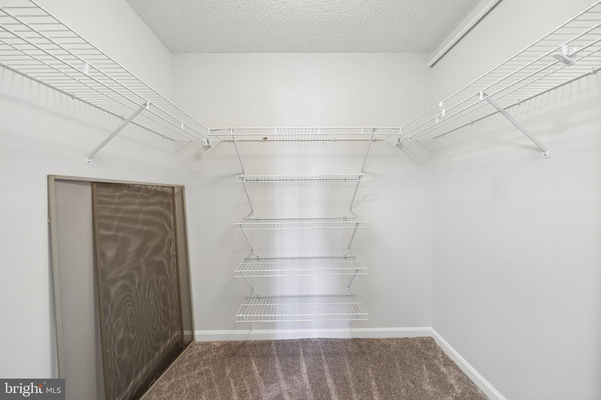 LEISURE WORLD - Residential