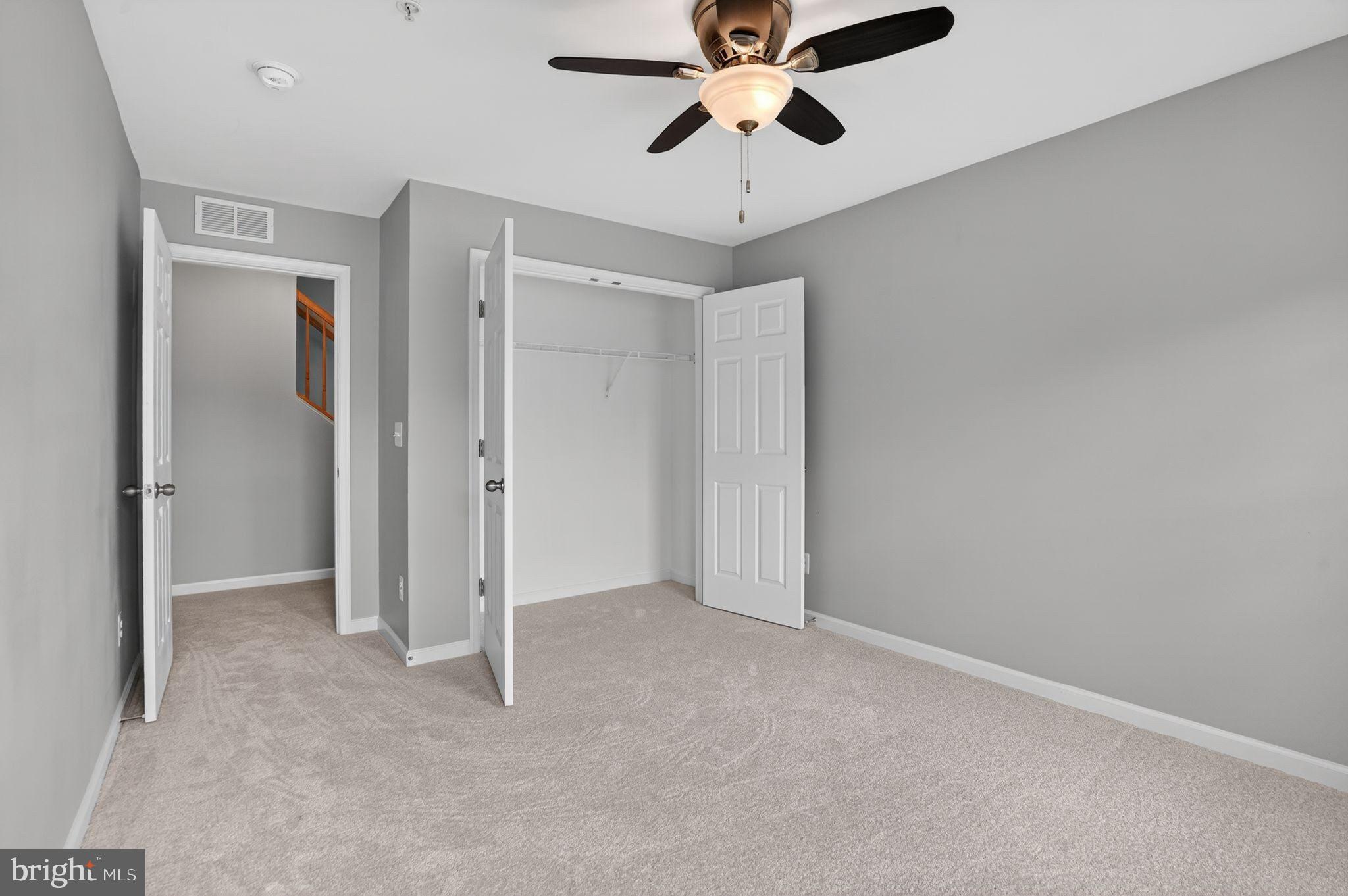 CASCADES PLACE CONDOMINIUM - Residential