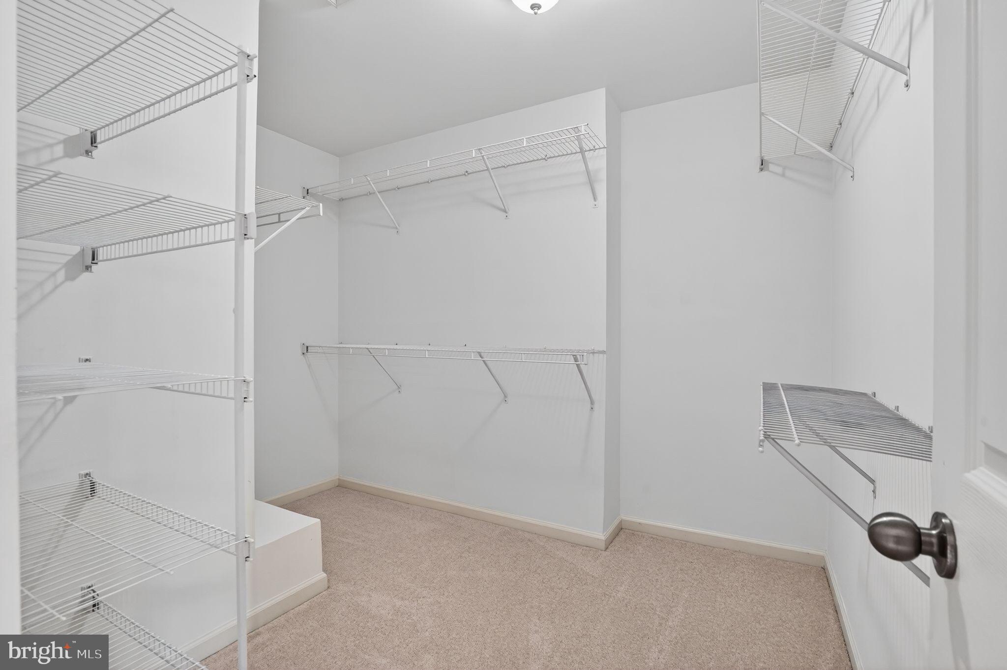 CASCADES PLACE CONDOMINIUM - Residential
