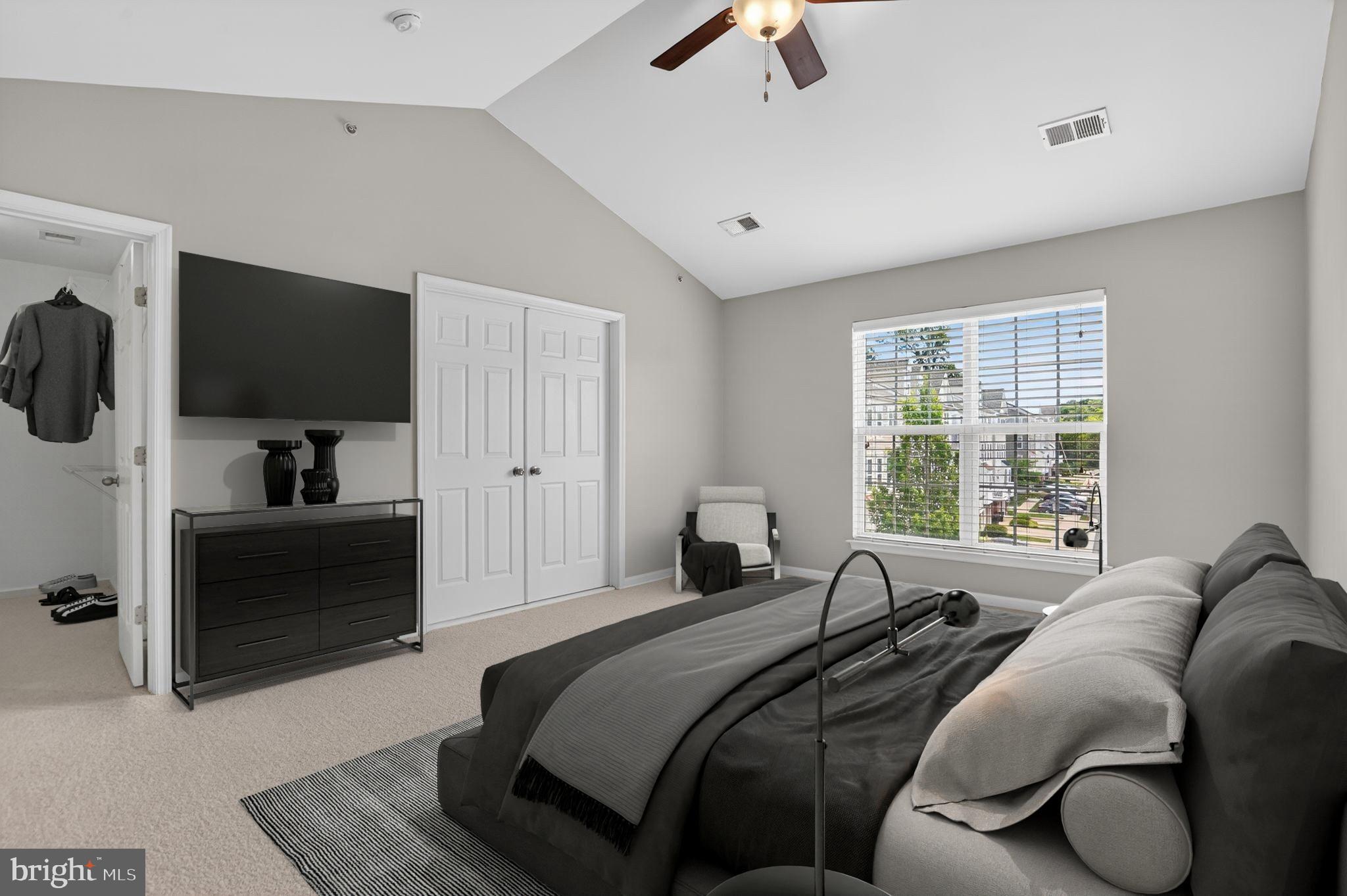 CASCADES PLACE CONDOMINIUM - Residential