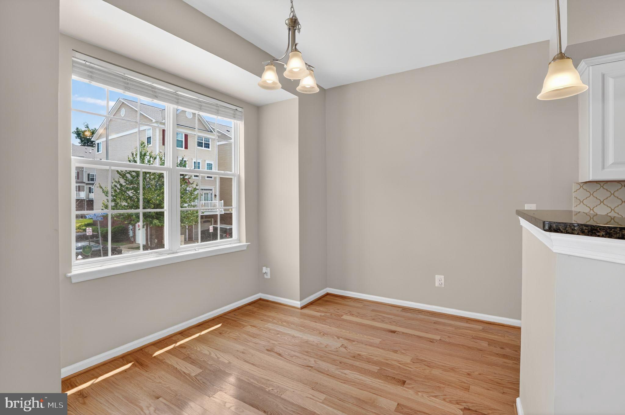 CASCADES PLACE CONDOMINIUM - Residential