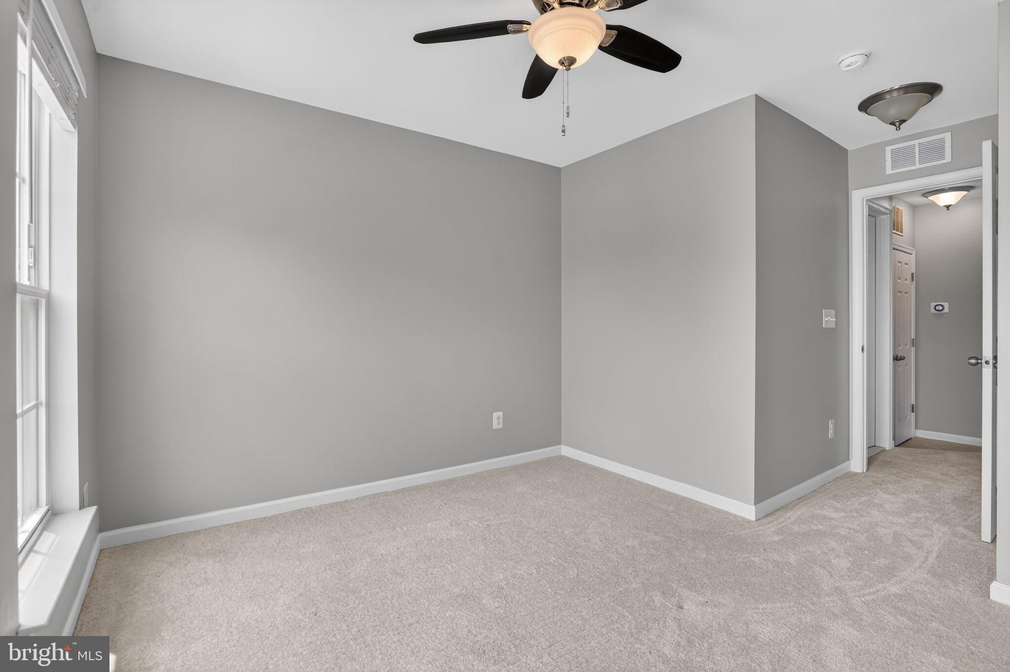 CASCADES PLACE CONDOMINIUM - Residential