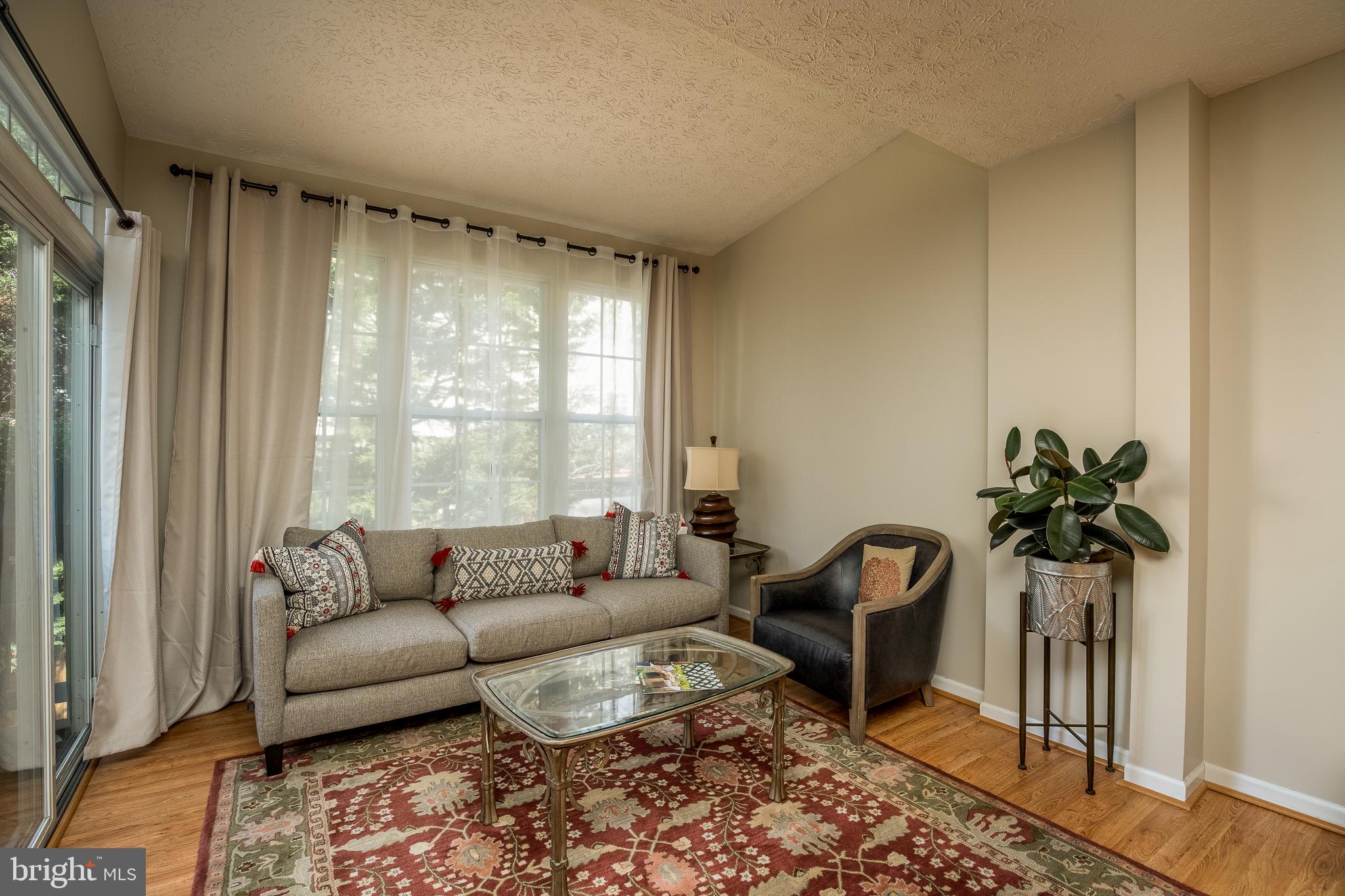 QUAIL RUN SOUTH - Residential