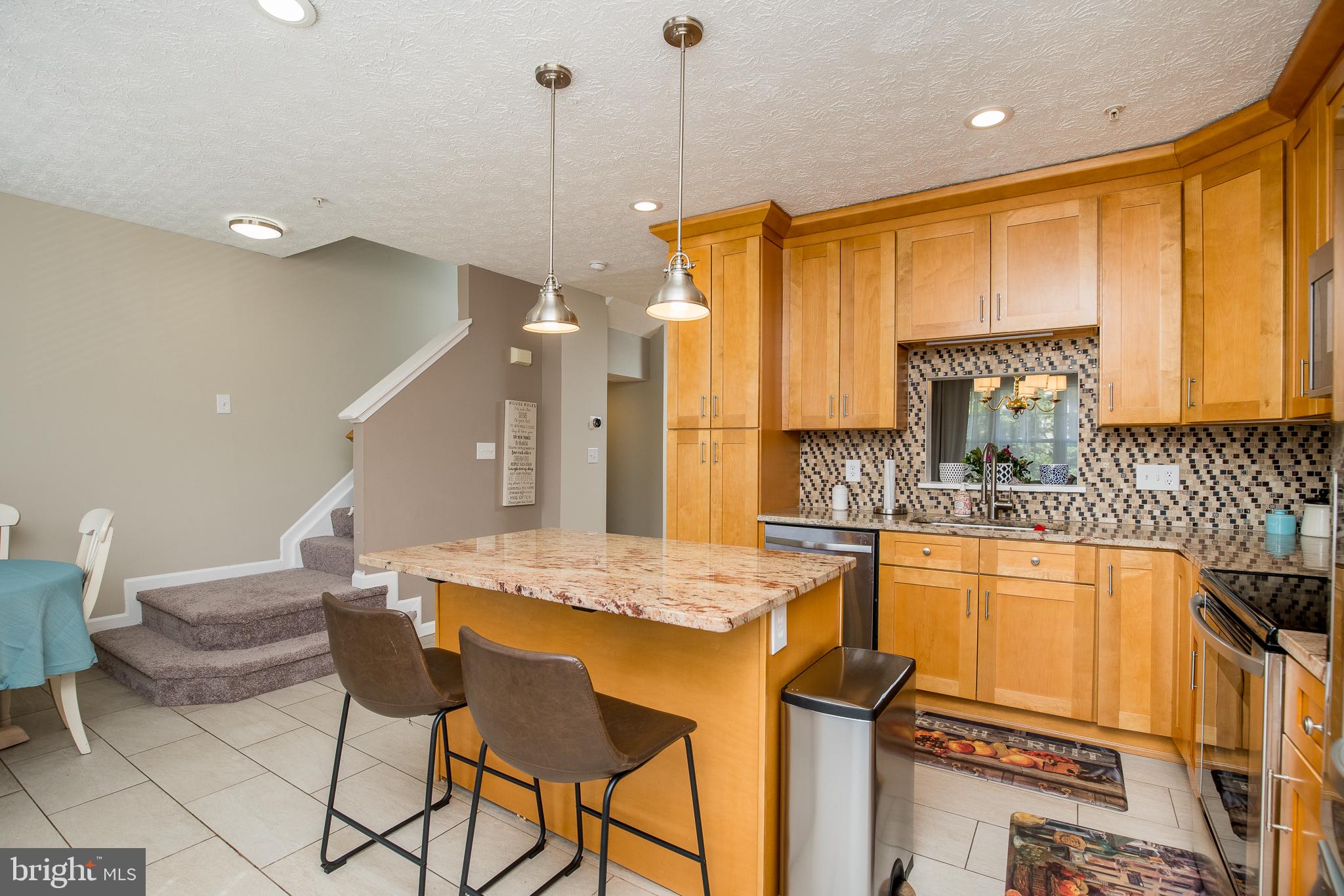 QUAIL RUN SOUTH - Residential