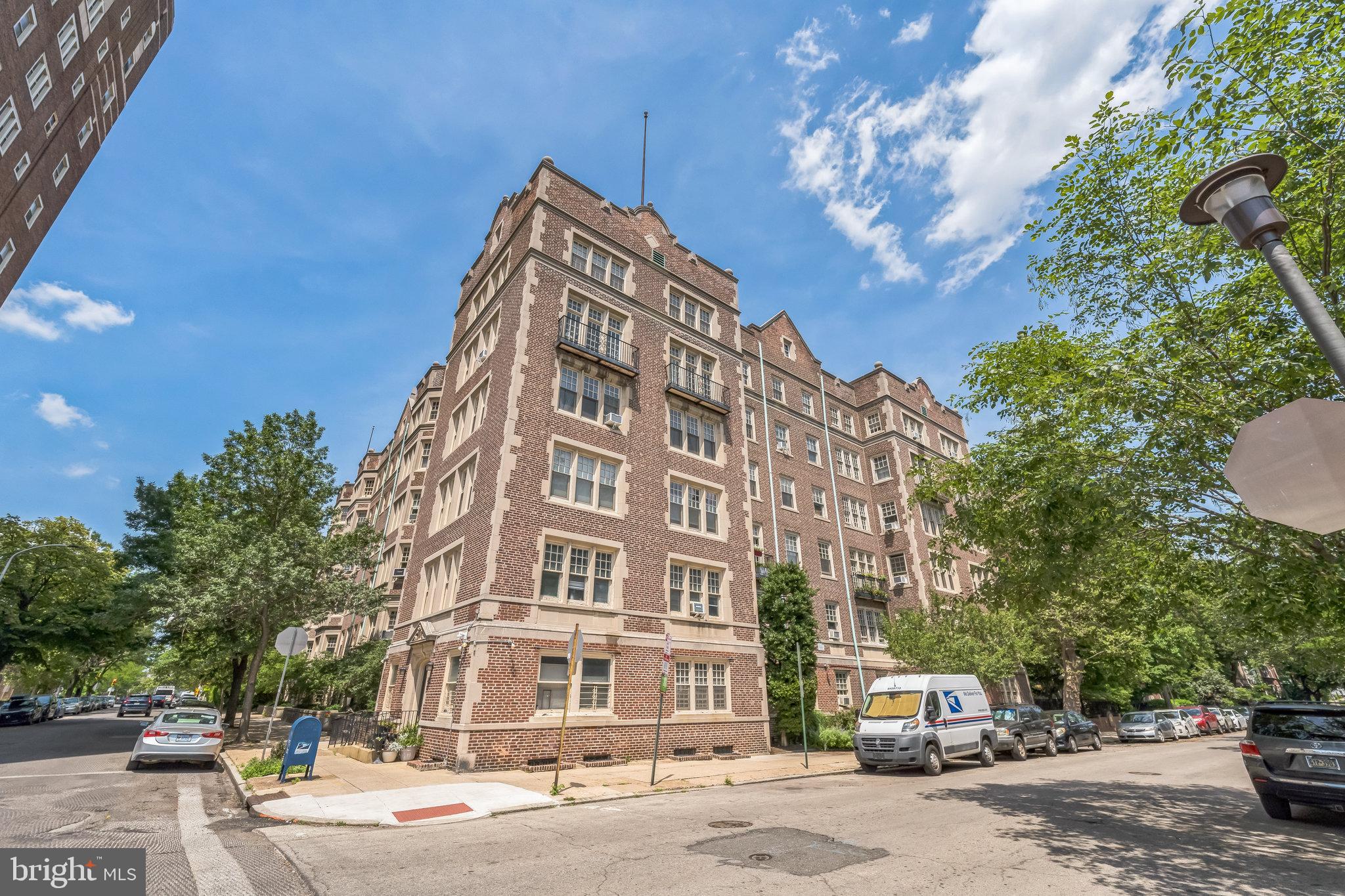 UNIVERSITY CITY - Residential