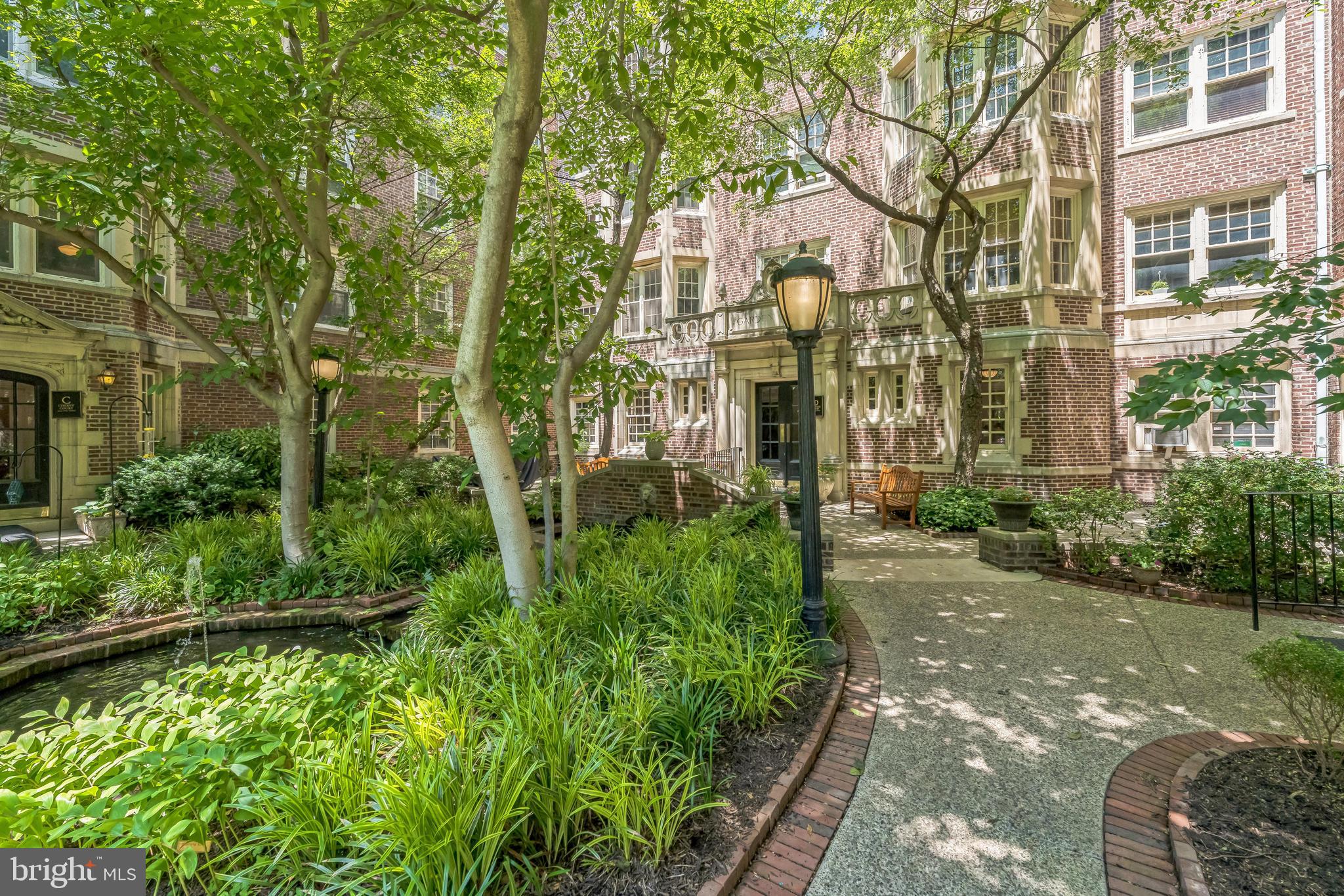 UNIVERSITY CITY - Residential