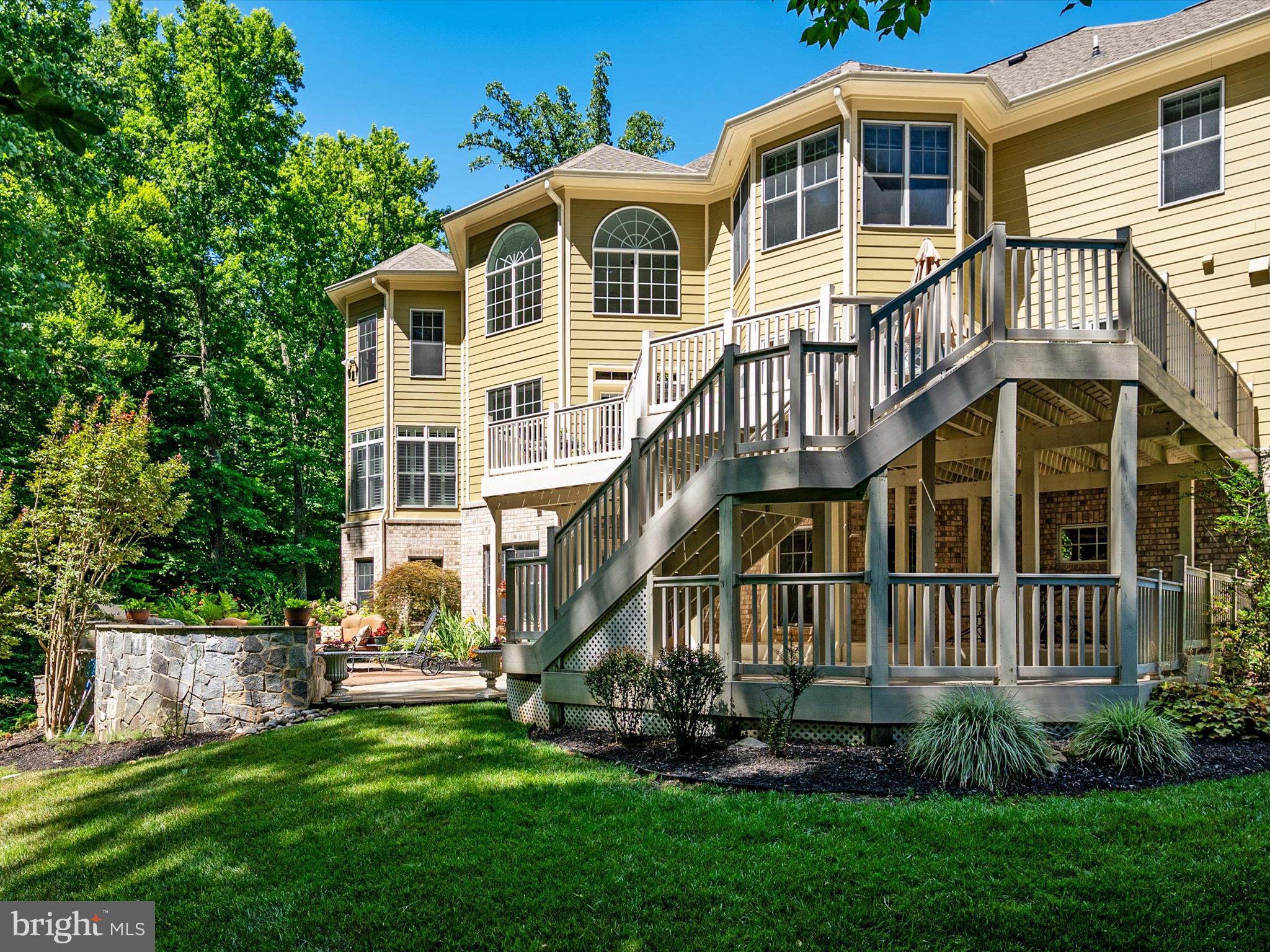 WYATTS HILL - Residential