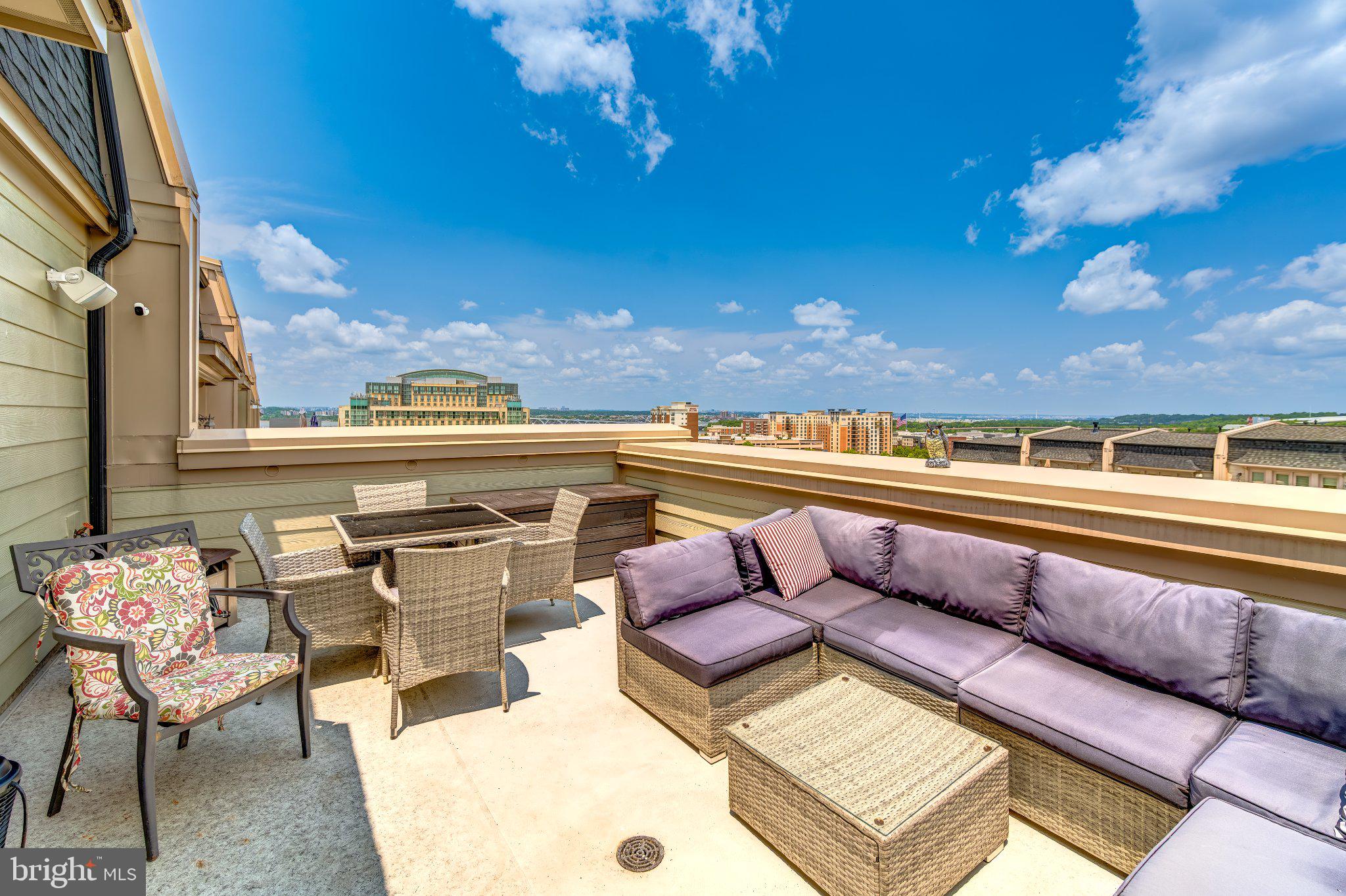 POTOMAC OVERLOOK AT NATIONAL HARBOR - Residential