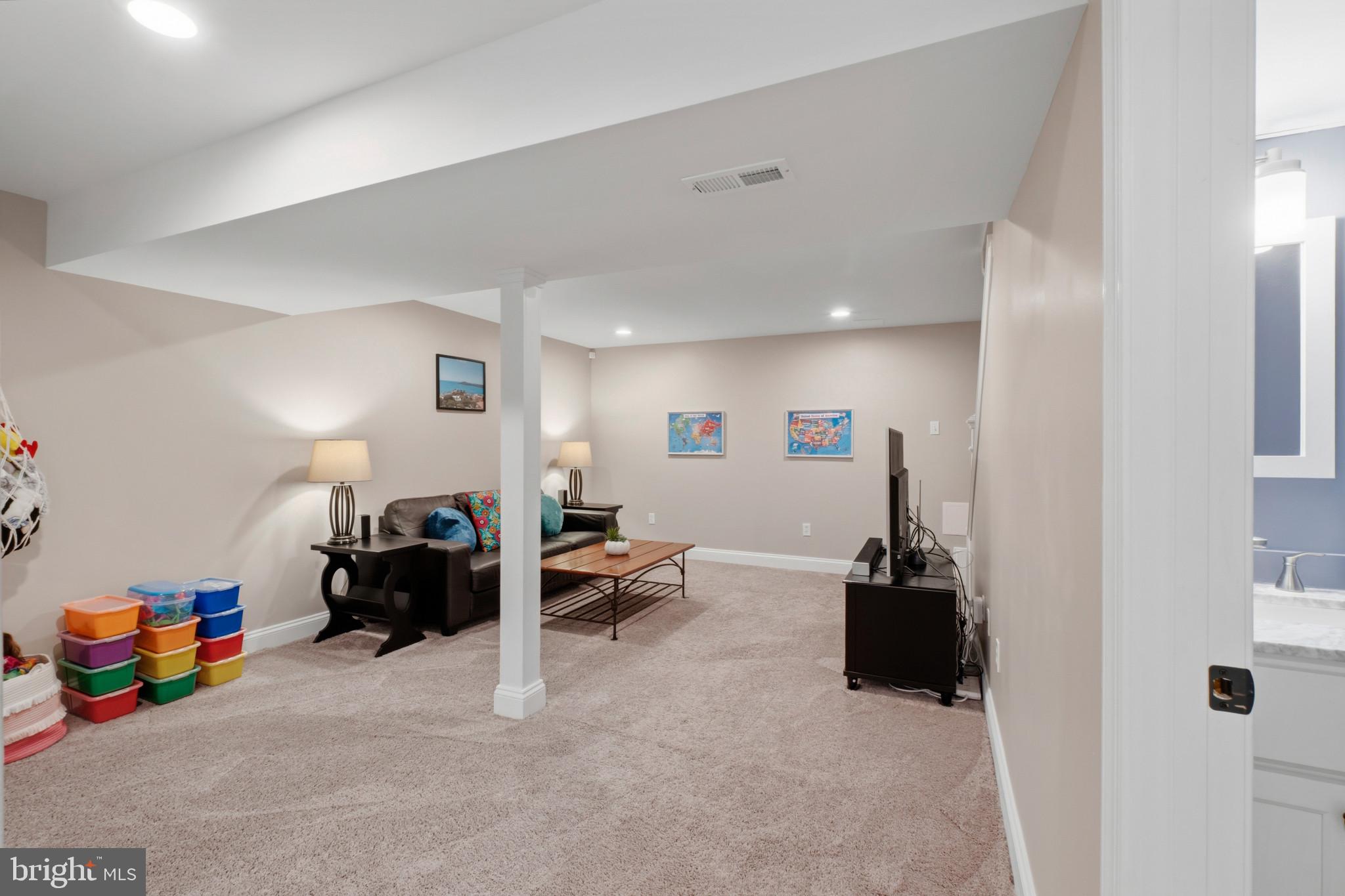 BROOKVIEW FARMS - Residential