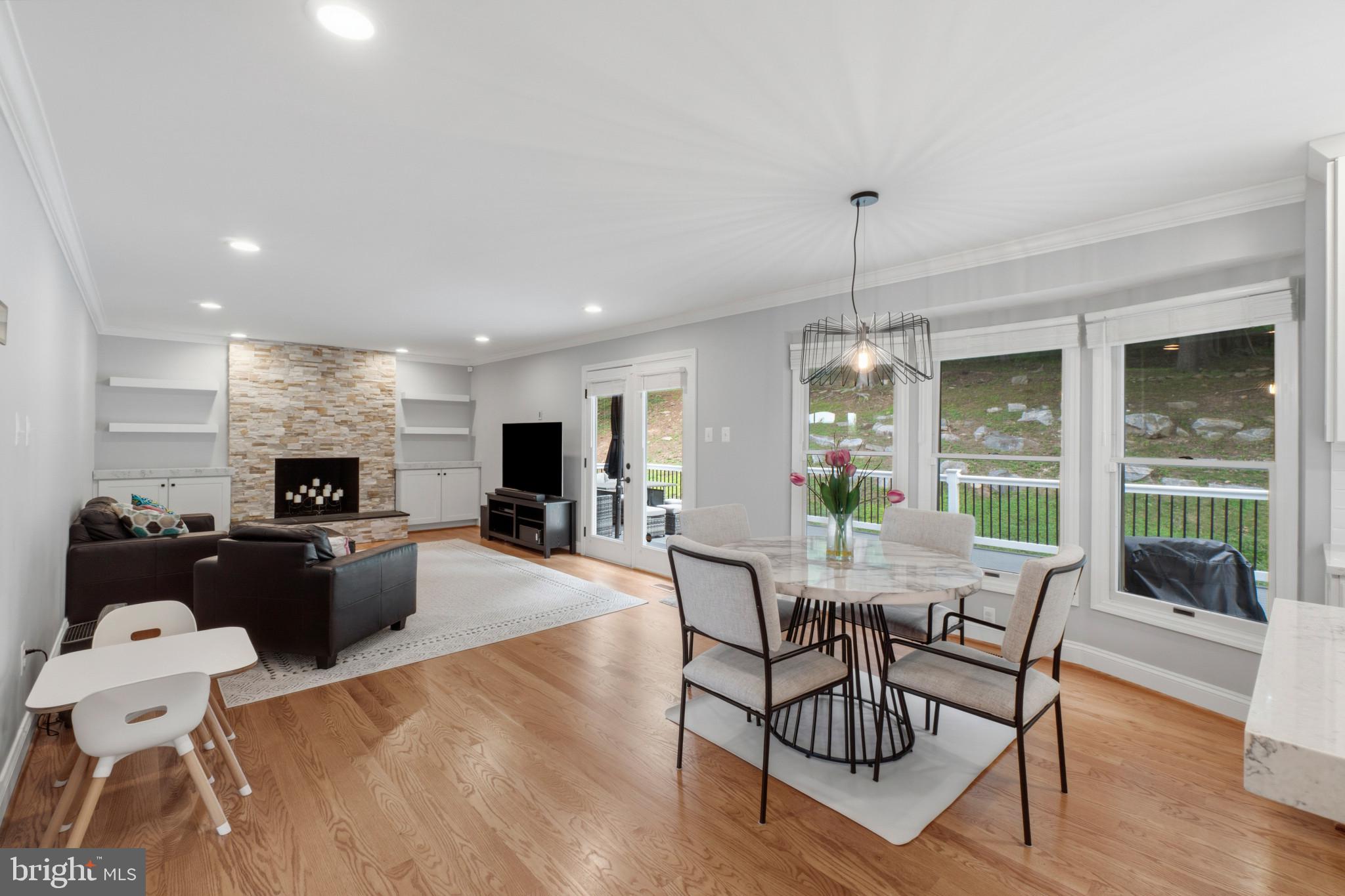 BROOKVIEW FARMS - Residential