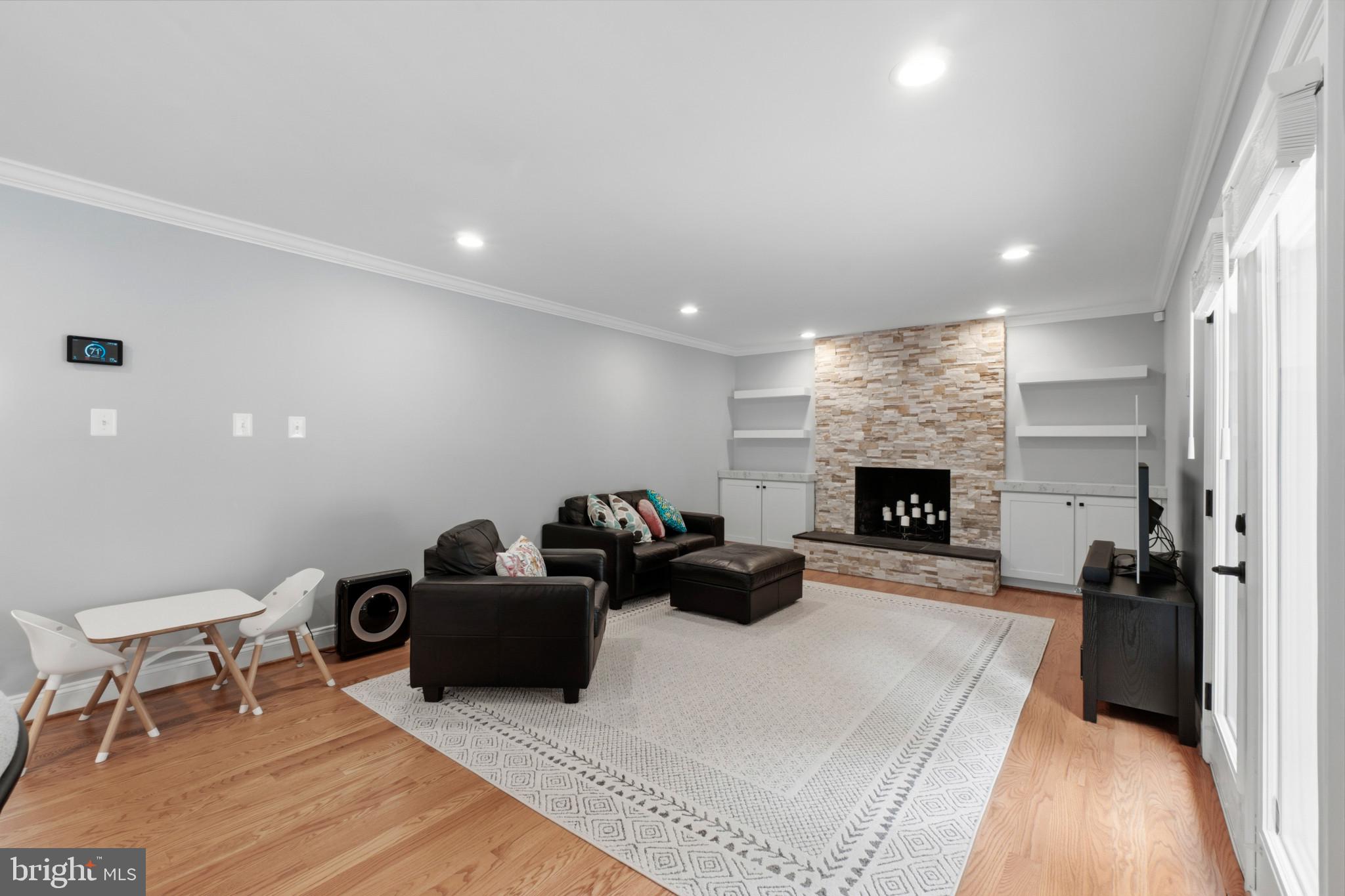 BROOKVIEW FARMS - Residential