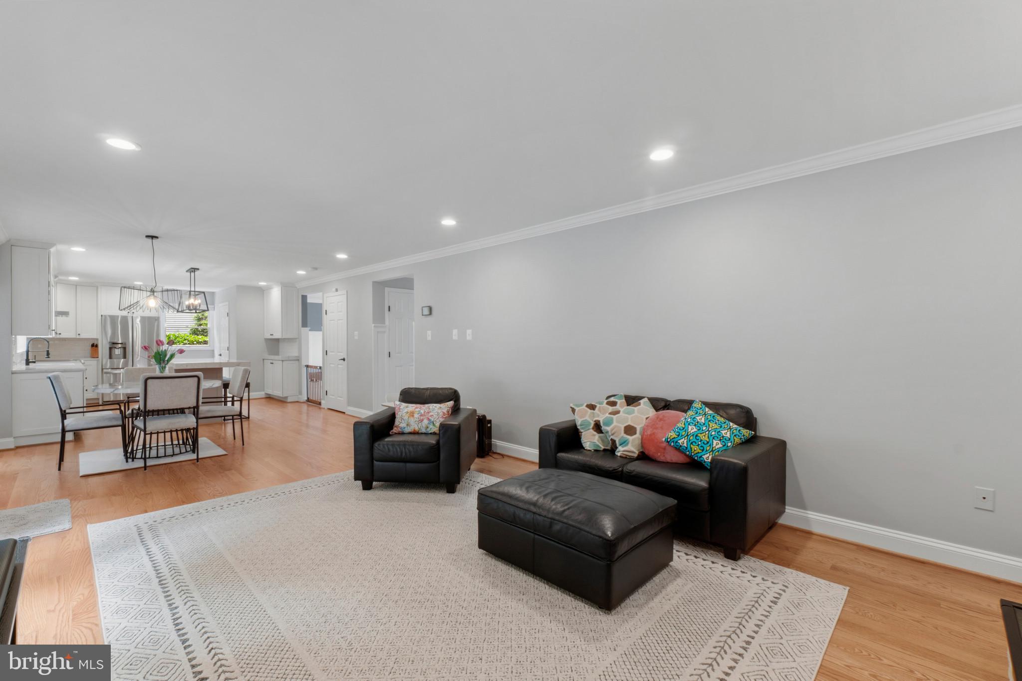 BROOKVIEW FARMS - Residential