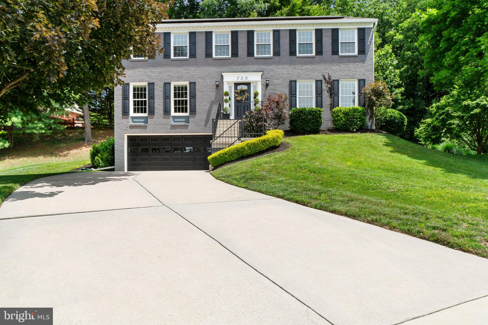 BROOKVIEW FARMS - Residential