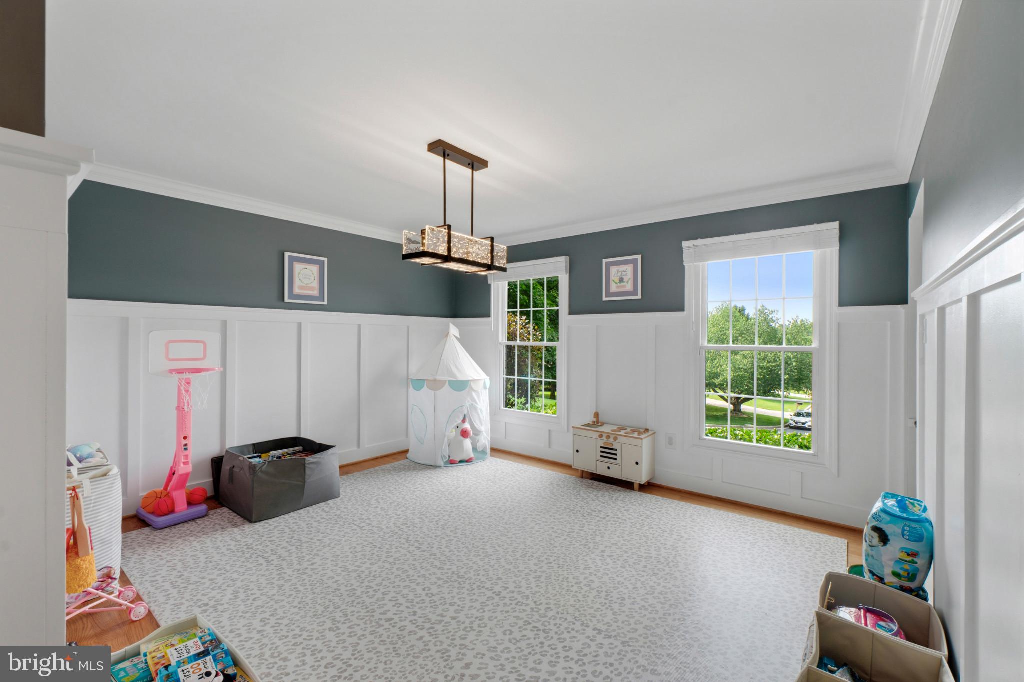 BROOKVIEW FARMS - Residential