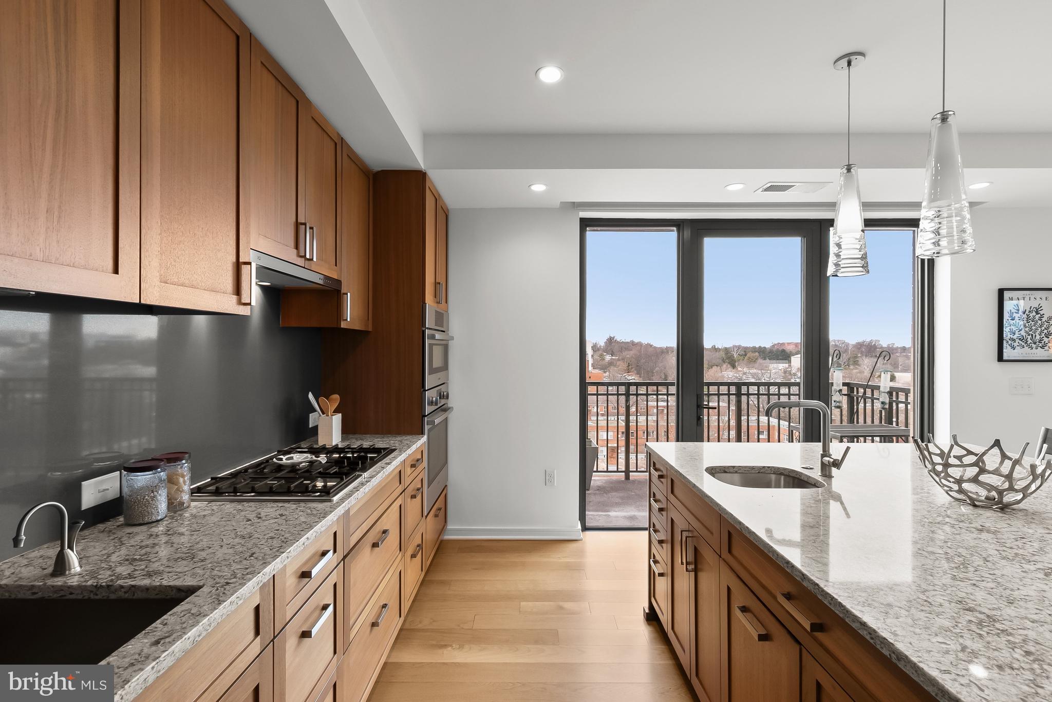 STONEHALL - Residential