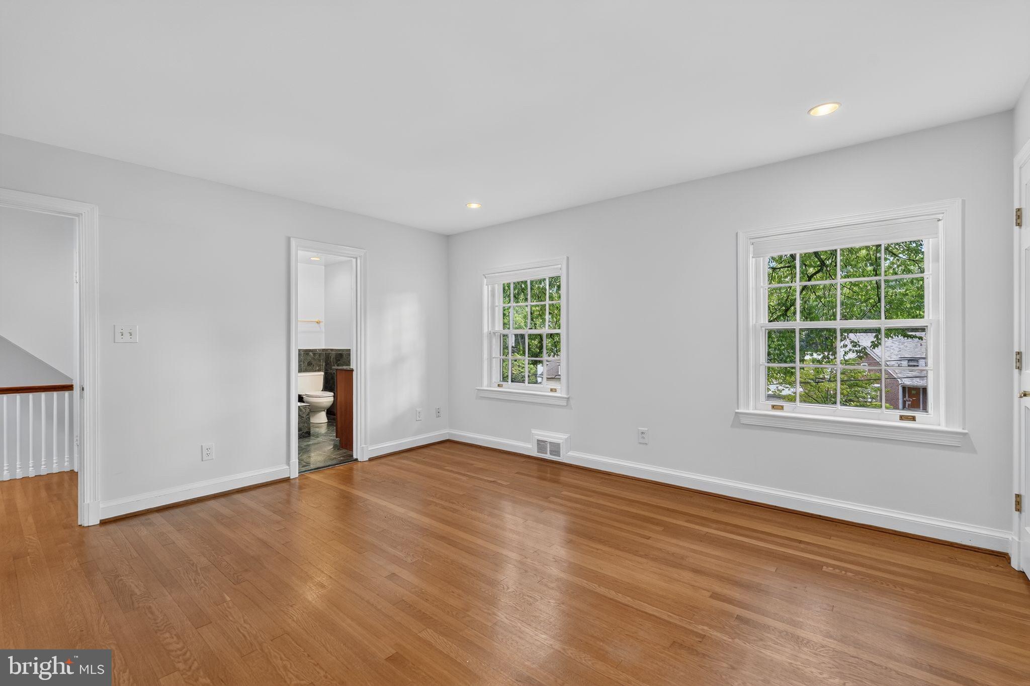 BRADLEY WOODS - Residential