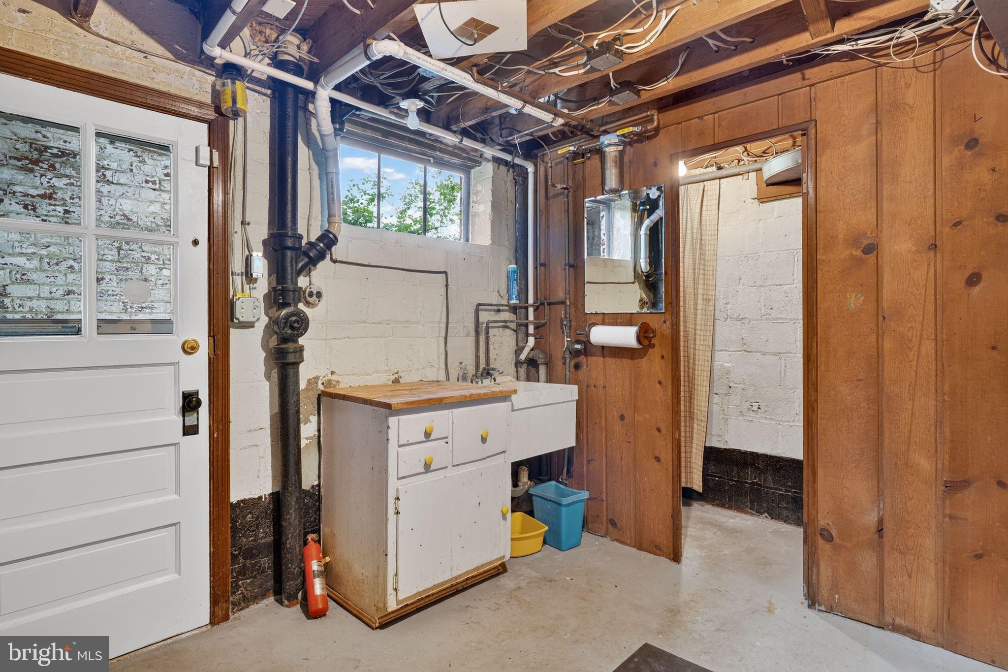 BRADLEY WOODS - Residential