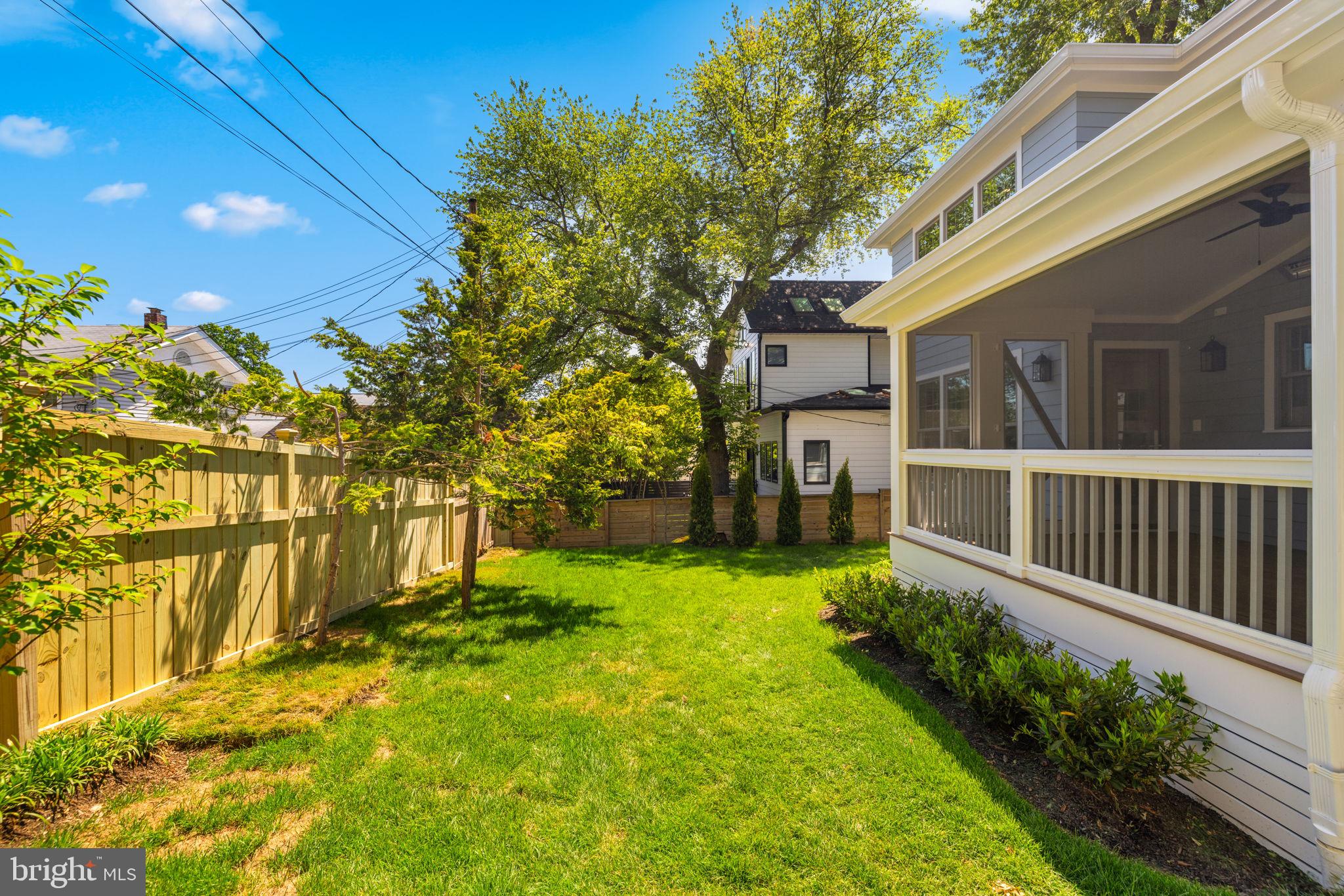 DEL RAY - Residential