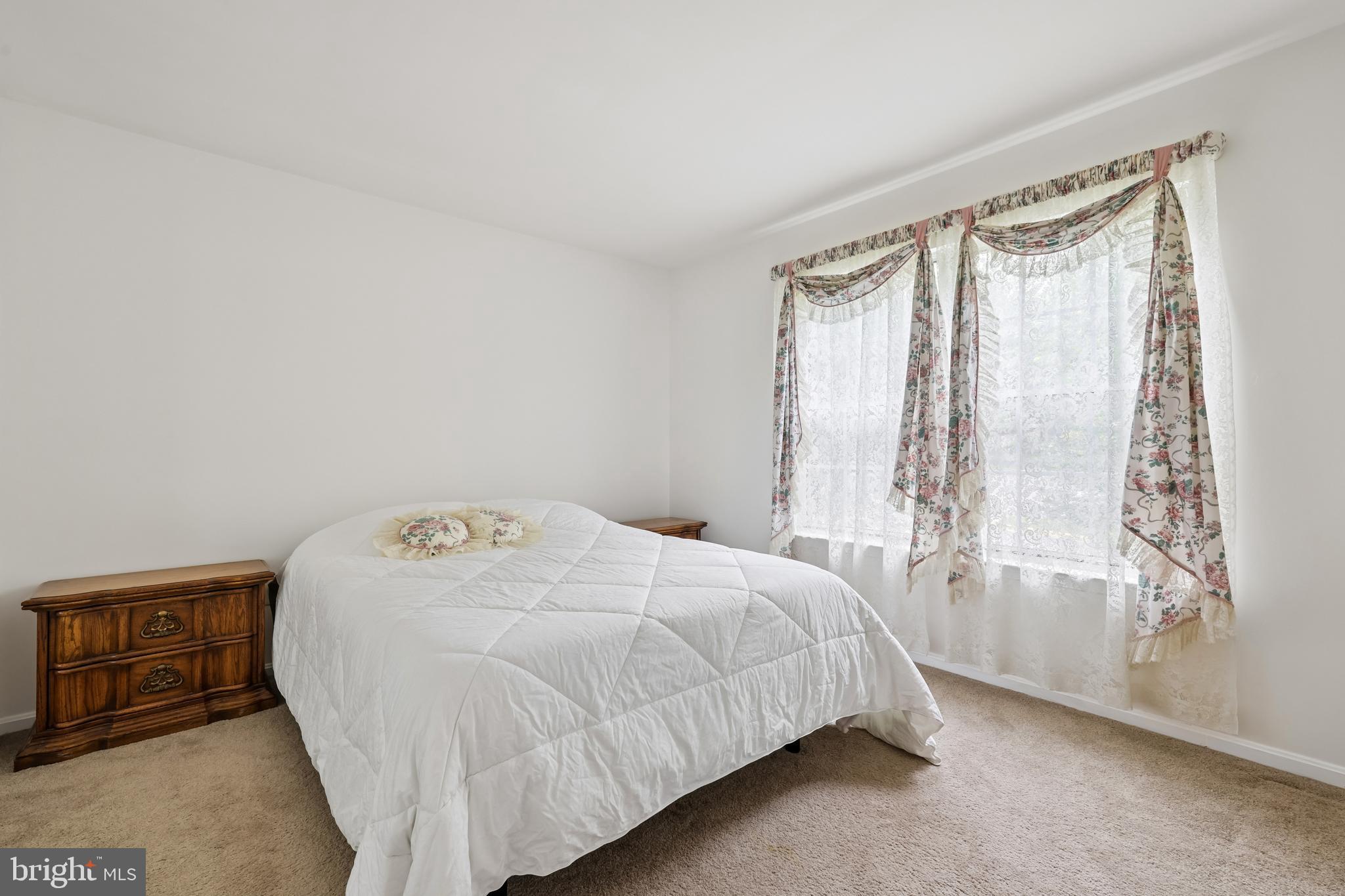 LAKEVIEW - Residential